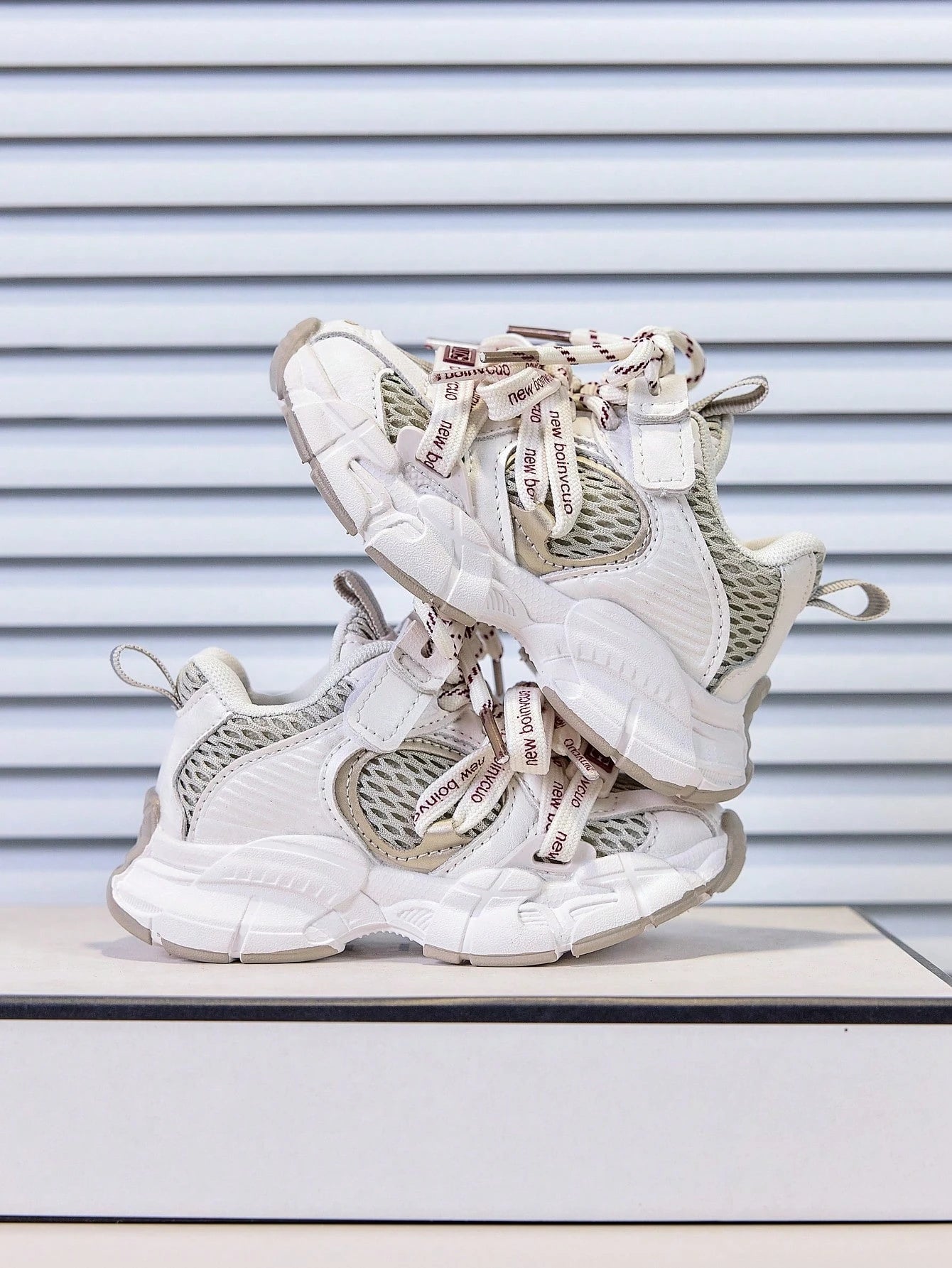 Kids' Chunky Sneakers, Fashionable New Spring/Autumn Girls' Breathable Mesh Sports Shoes, Boys' Soft Sole Anti-Slip Versatile Casual Shoes