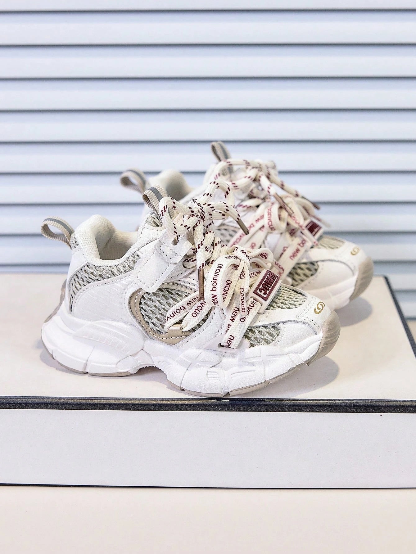 Kids' Chunky Sneakers, Fashionable New Spring/Autumn Girls' Breathable Mesh Sports Shoes, Boys' Soft Sole Anti-Slip Versatile Casual Shoes