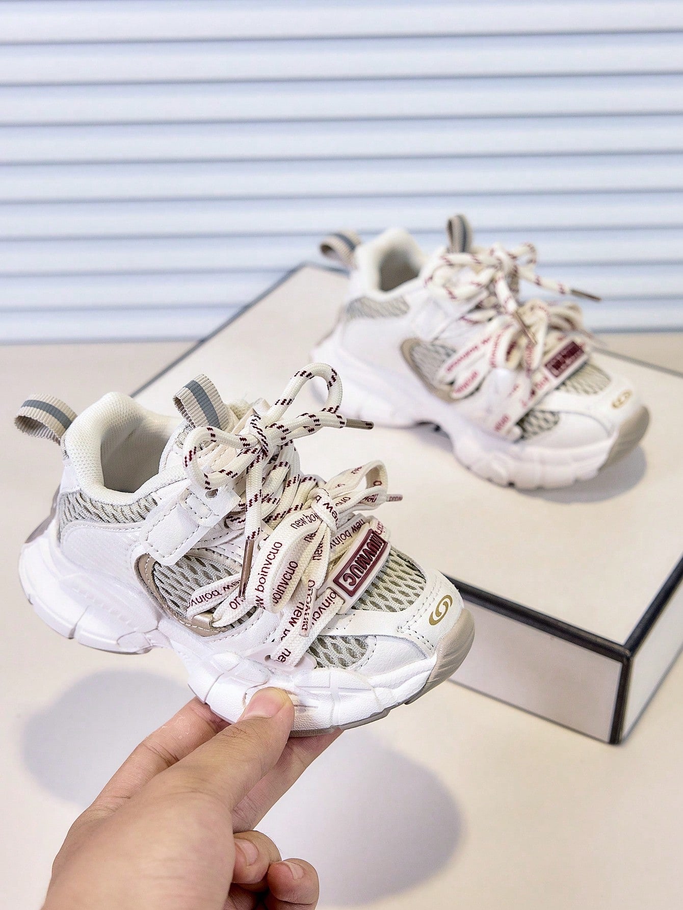 Kids' Chunky Sneakers, Fashionable New Spring/Autumn Girls' Breathable Mesh Sports Shoes, Boys' Soft Sole Anti-Slip Versatile Casual Shoes