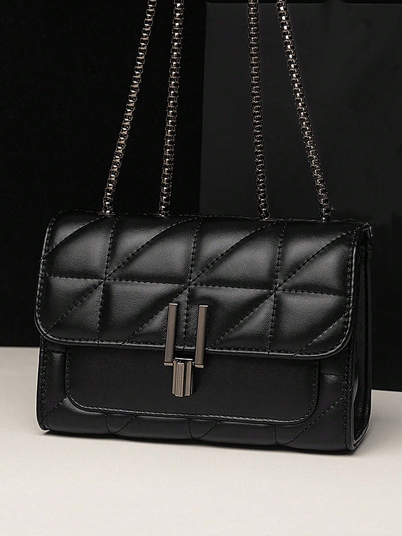 LEATVOOK Mini Quilted PU Square Bag, Women's Chain Flap Shoulder Crossbody Purse