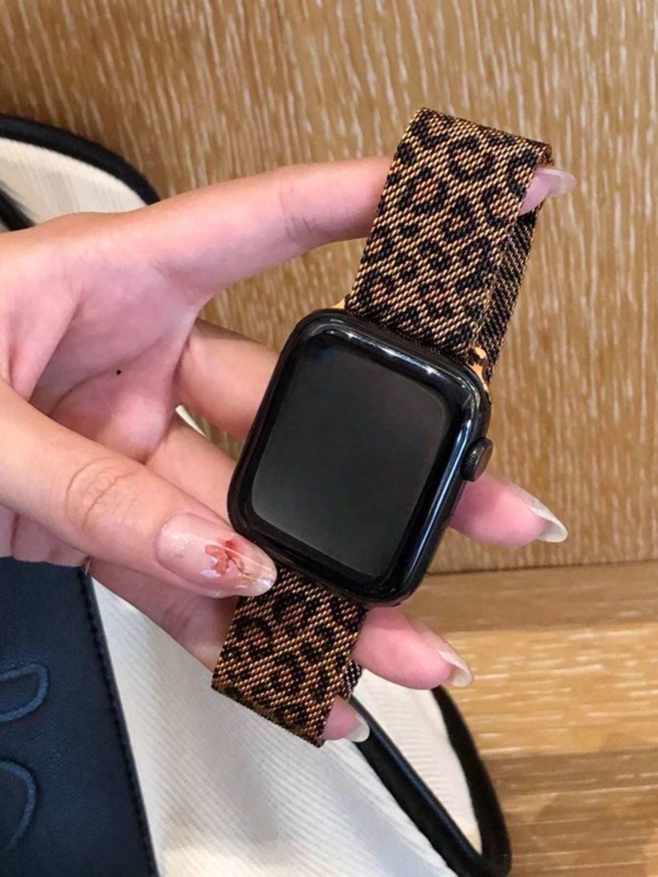 Leopard Fashionable Metal Strap Compatible With Apple Band 40mm Ultra2 49mm 45mm 44mm 42mm 41mm 40mm 38mm Wristband Bracelet Conpatible With Series