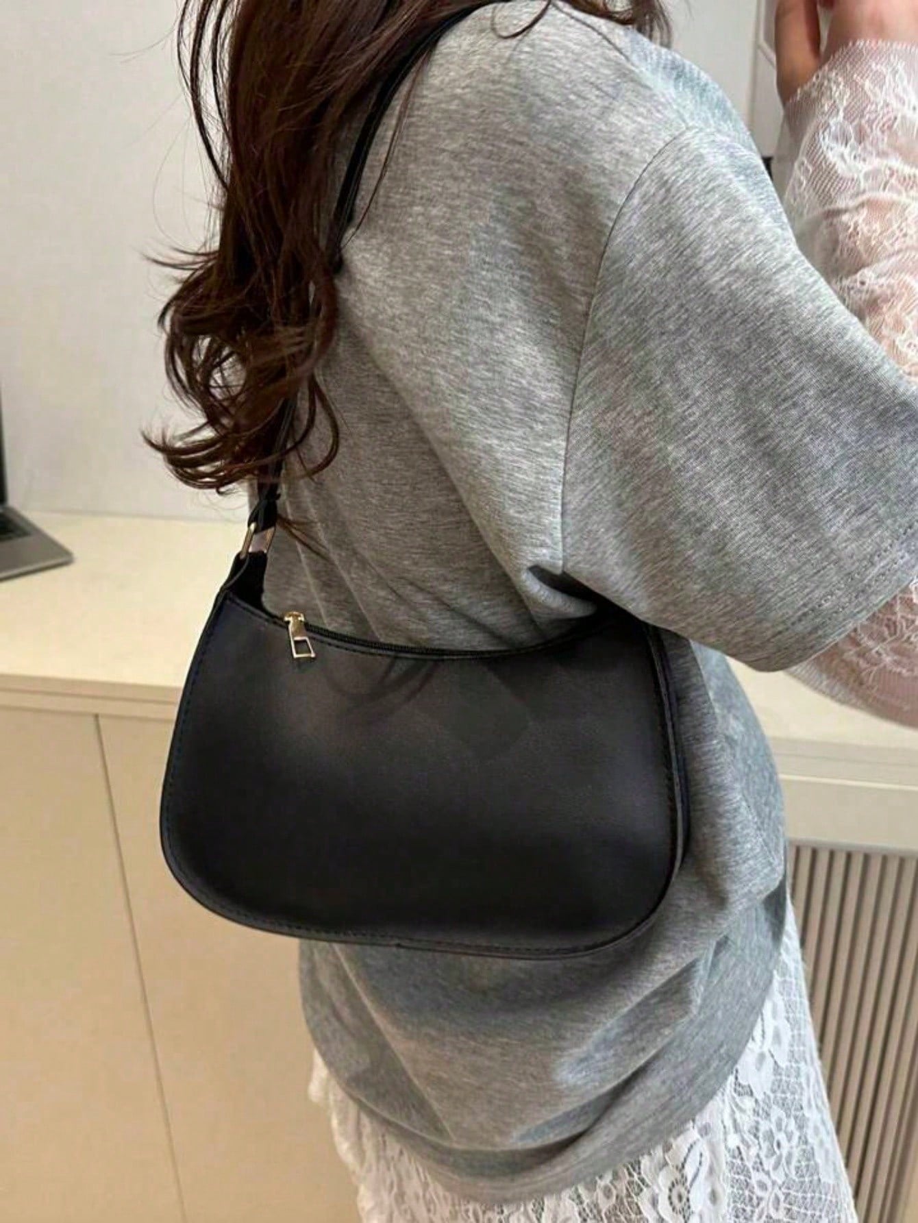 Livesso Novachic Women's Autumn Outfit, Cute Cherry Pendant Decoration, Minimalist Shoulder Underarm Bag, Zipper Closure, Vintage Style