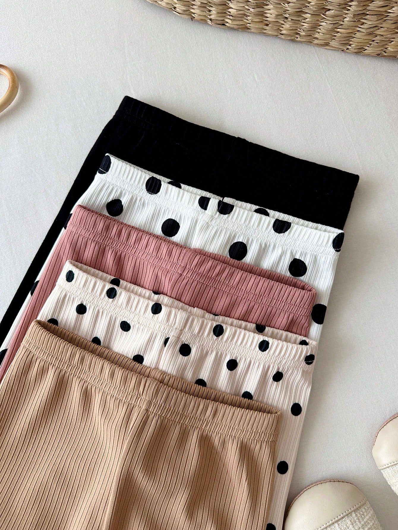 LMoss Kids Baby Girl Casual Cute Versatile Knit Polka Dot Heart Pattern Elastic Waist Long Pants 5pcs-Piece Set