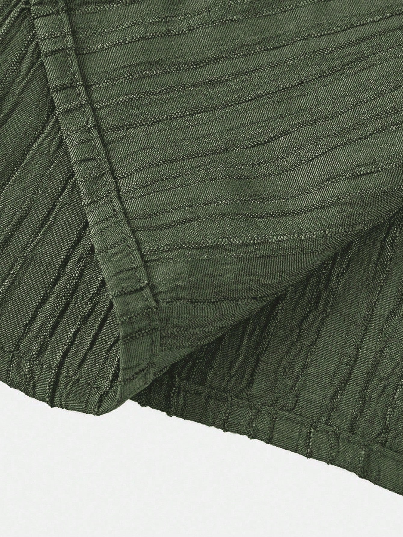 LUNE Casual Minimalist Green Plus Size Shirt, Suitable For Summer