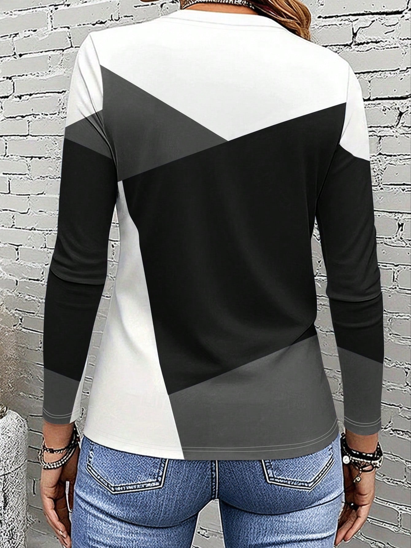 LUNE Plus Size Long Sleeve T-Shirt, Autumn Outdoor Top, Black And White Contrast Print Pattern, Graphic Design, Daily Wear, Casual Versatile, Outdoor, Commute Style