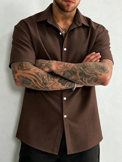 Manfinity Dauomo Men's Solid Color Front Button Casual Daily Short Sleeve Shirt