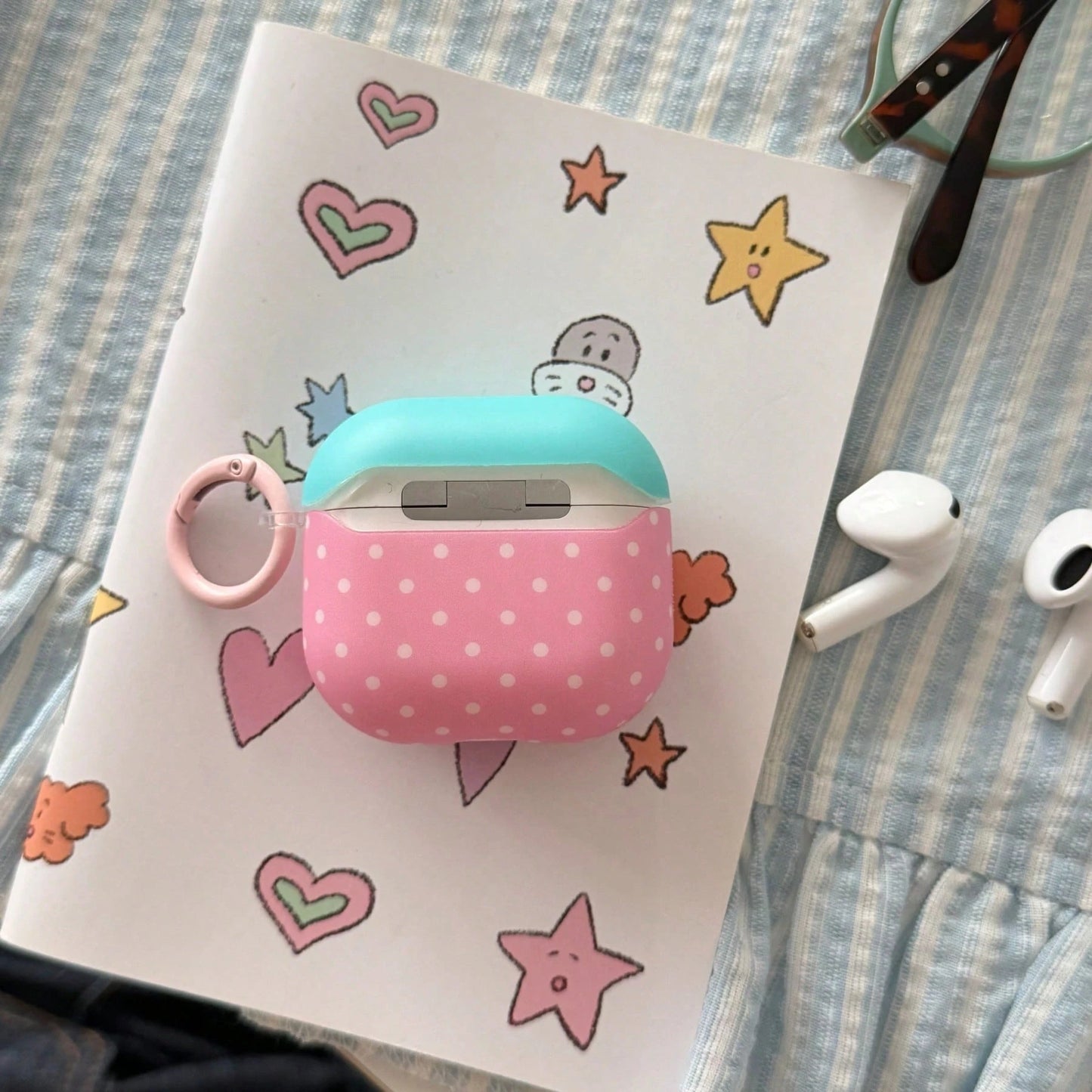 Matte Blue-Green Lid Polka Dot With Hanging Ring Earphone Case Compatible With AirPods Pro 3 Protective Cover Pro 2 Cute Apple 4 Minimalist 3 New 1/2 Generation Girls Earphone Case Protective Cover