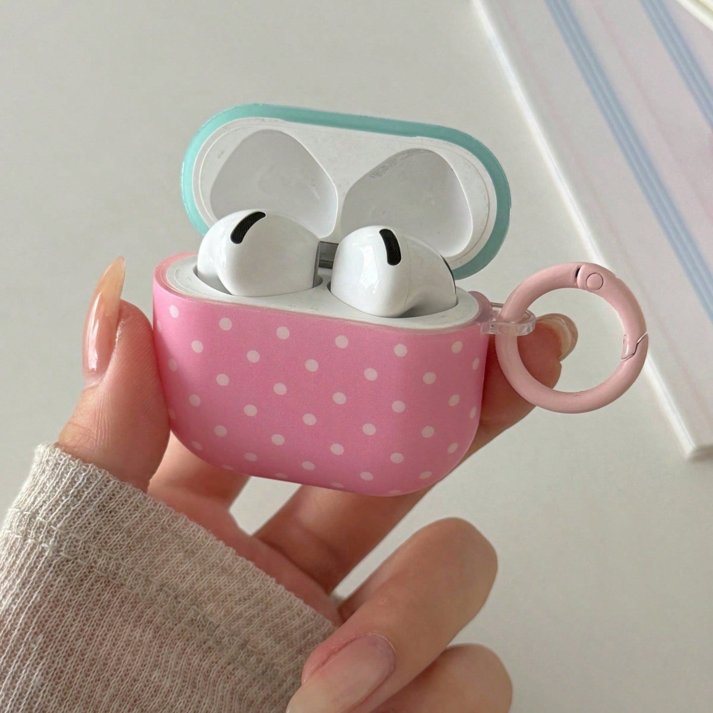 Matte Blue-Green Lid Polka Dot With Hanging Ring Earphone Case Compatible With AirPods Pro 3 Protective Cover Pro 2 Cute Apple 4 Minimalist 3 New 1/2 Generation Girls Earphone Case Protective Cover