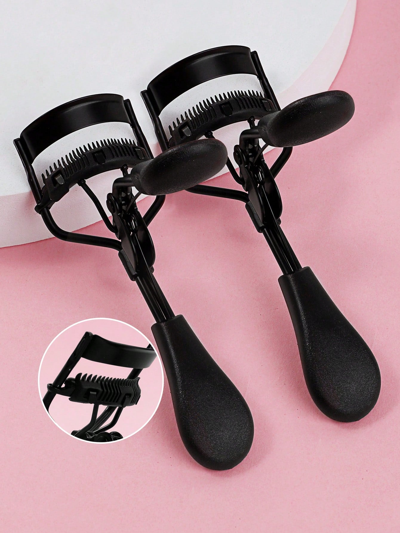 MONKIDS 1pc Portable Eyelash Curler With Silicone Pad, Black Eyelash Curler With Comb, Curl And Shape Without Damaging Lashes, Lift And Open Up Eyes, Suitable For Daily Makeup Eyelash Curling,Makeup,C