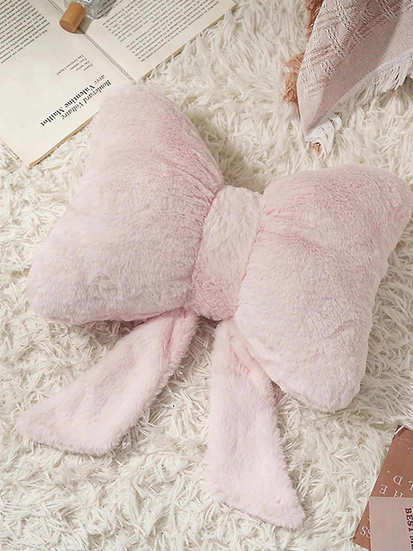 New Pink Bow Decor Throw Pillow, Soft & Cute, Suitable For Bed, Sofa And Bedroom Decor, Essential Home Decor Item For Spring/Summer, Also Perfect Gift For Holidays, Weddings, Graduations, Birthdays, C