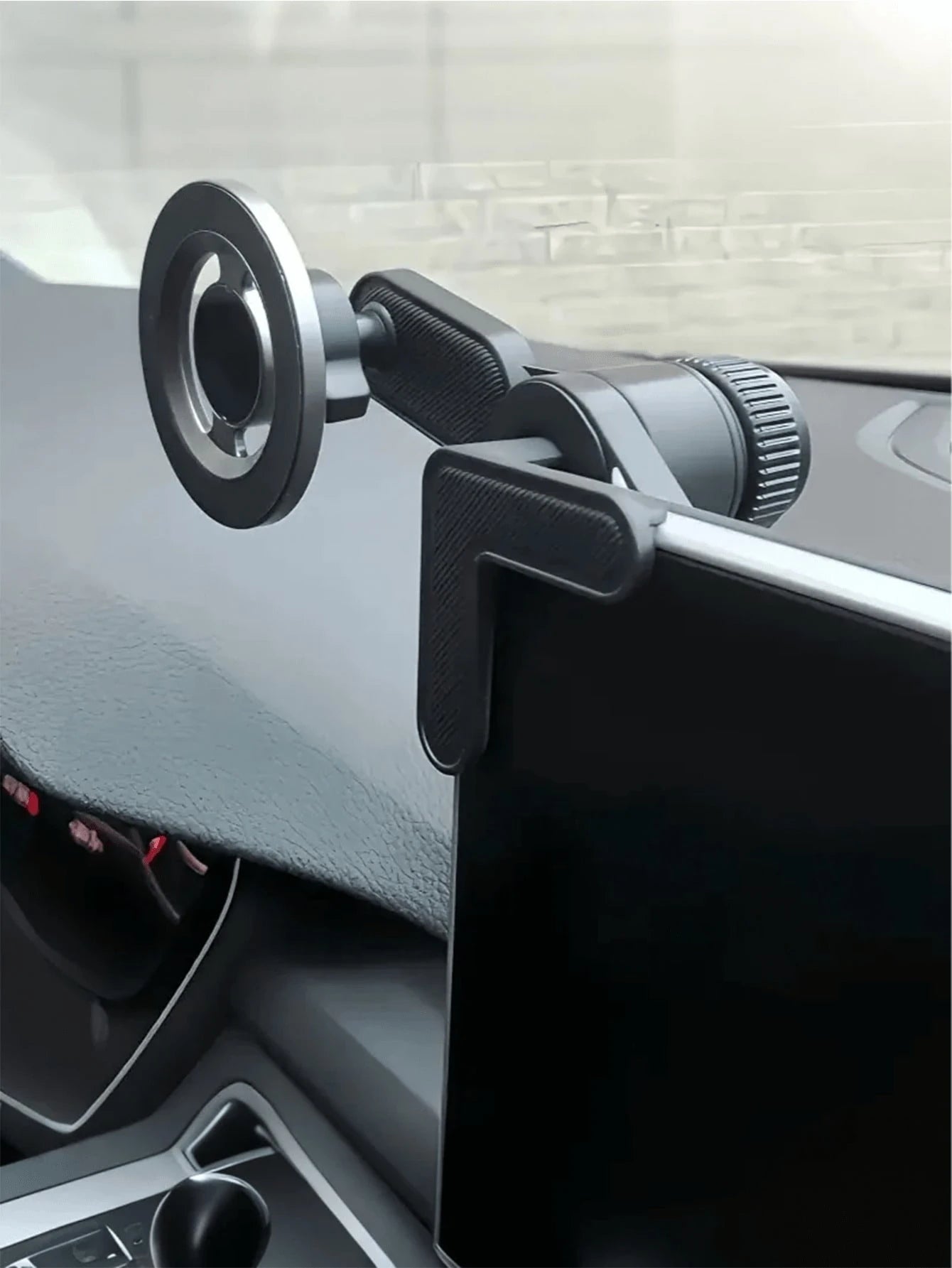 New Telescopic Base Magnetic Car Phone Holder For Dashboard, Hands-Free Phone Mount Suitable For Smartphones