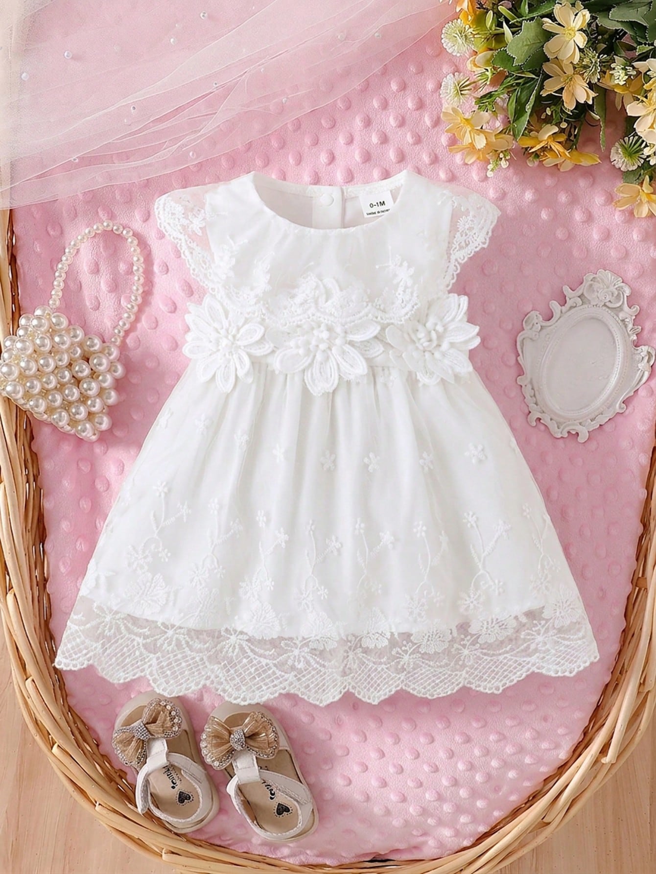 Newborn Baby Girl White Summer Elegant Mesh Dress Lace Collar Sleeveless Lightweight Outfit For Wedding Guest 100-Day Celebration & Family Photos