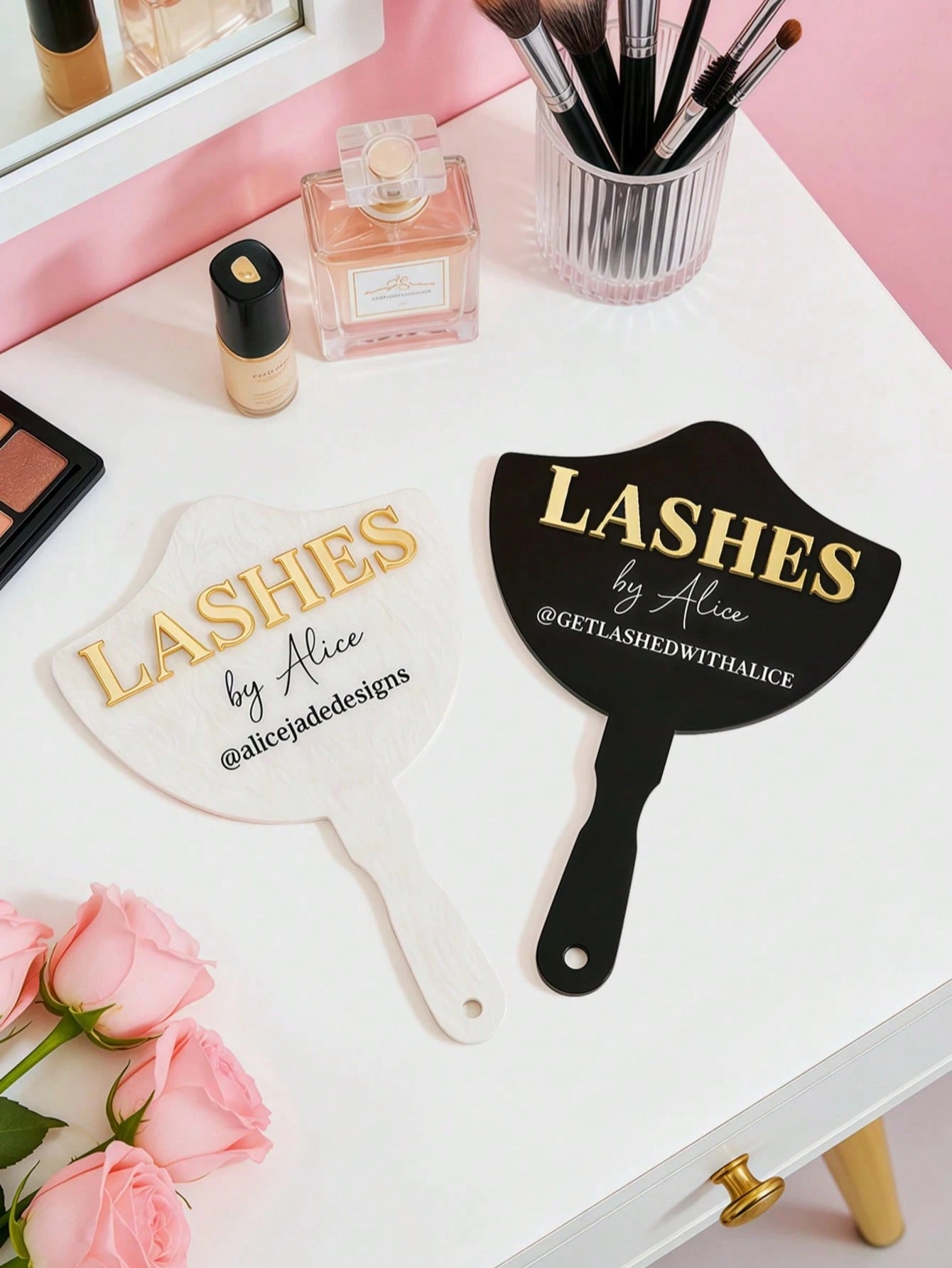 Personalized Eyelash Technician Props, Custom 3d Handheld Social Media Props, Eyelash Extension Facial Paddles, Personalized Eyelash Room Decoration, Beauty Salon Decoration, Eyebrow Technician Props