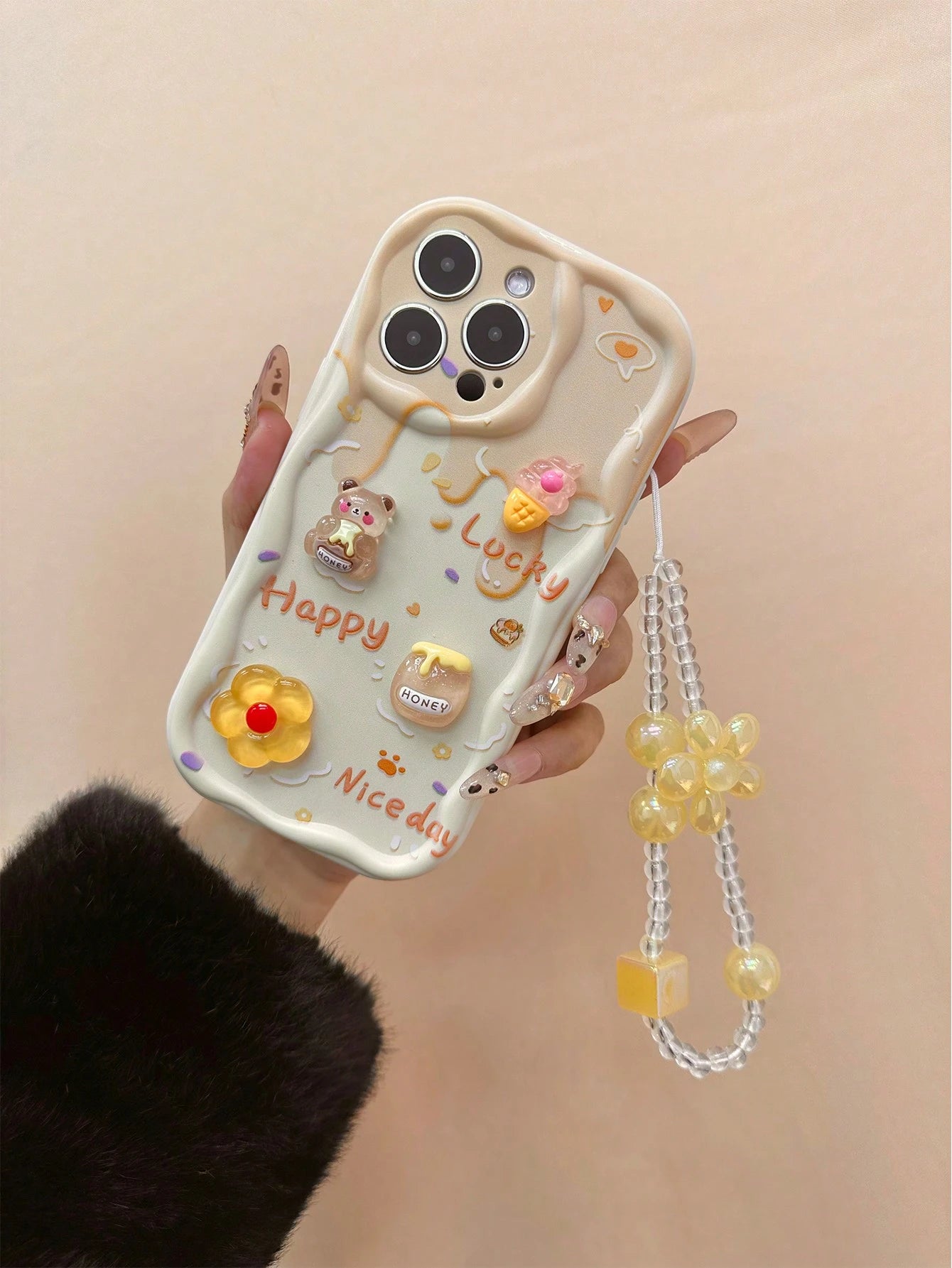 Pink Bunny Element Novelty Cases 3D Rabbit Flower Bead Chain Compatible With Apple Daisy Teddy Bear Cartoon Bear Holographic Floral Chain Swirl Print Protective Compatible With IPhone 15, 15 Pro Max