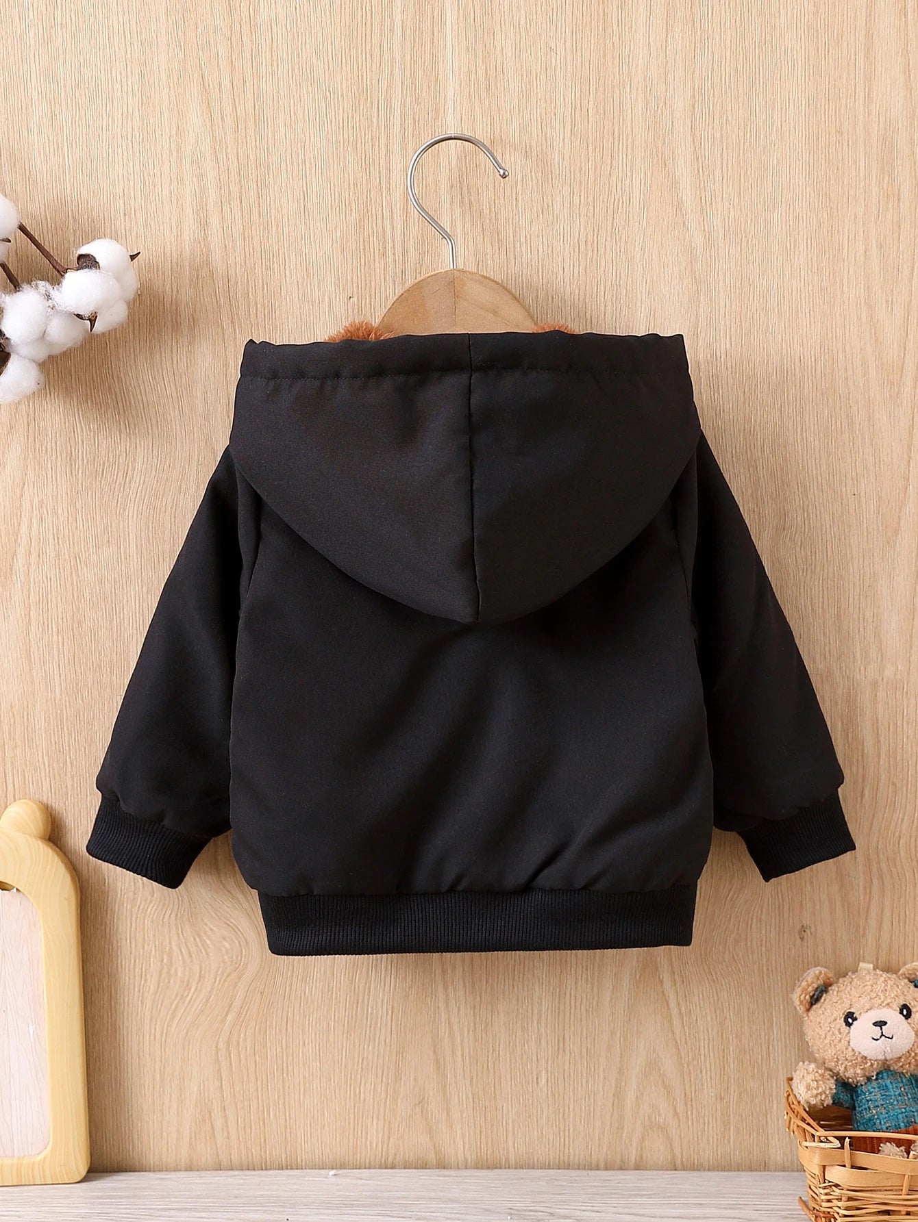 Playful Pals 1pc Toddler Infant Baby Boy Patch Detail Casual Solid Color Hooded Sweatshirt Cozy Teddy Lined Hooded Jacket With Pocket Fall/Winter