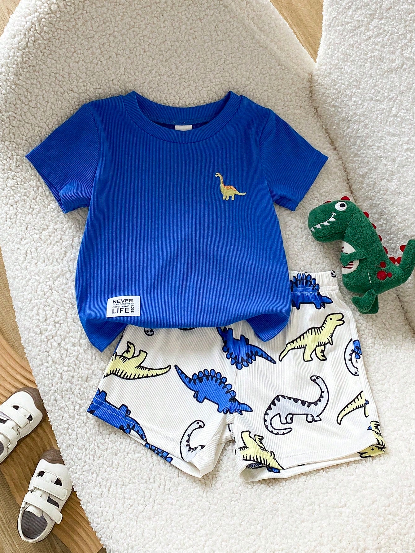 Playful Pals 2pcs Baby Boy Set Cartoon Bear Pattern Decorative Collar Short Sleeve Cardigan And Printed Bear Pattern Shorts, Baby Boy Shirt And Shorts Set, Ribbed Material Set, Baby Boy Clothing