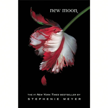 Pre-Owned New Moon (Paperback) By Stephenie Meyer