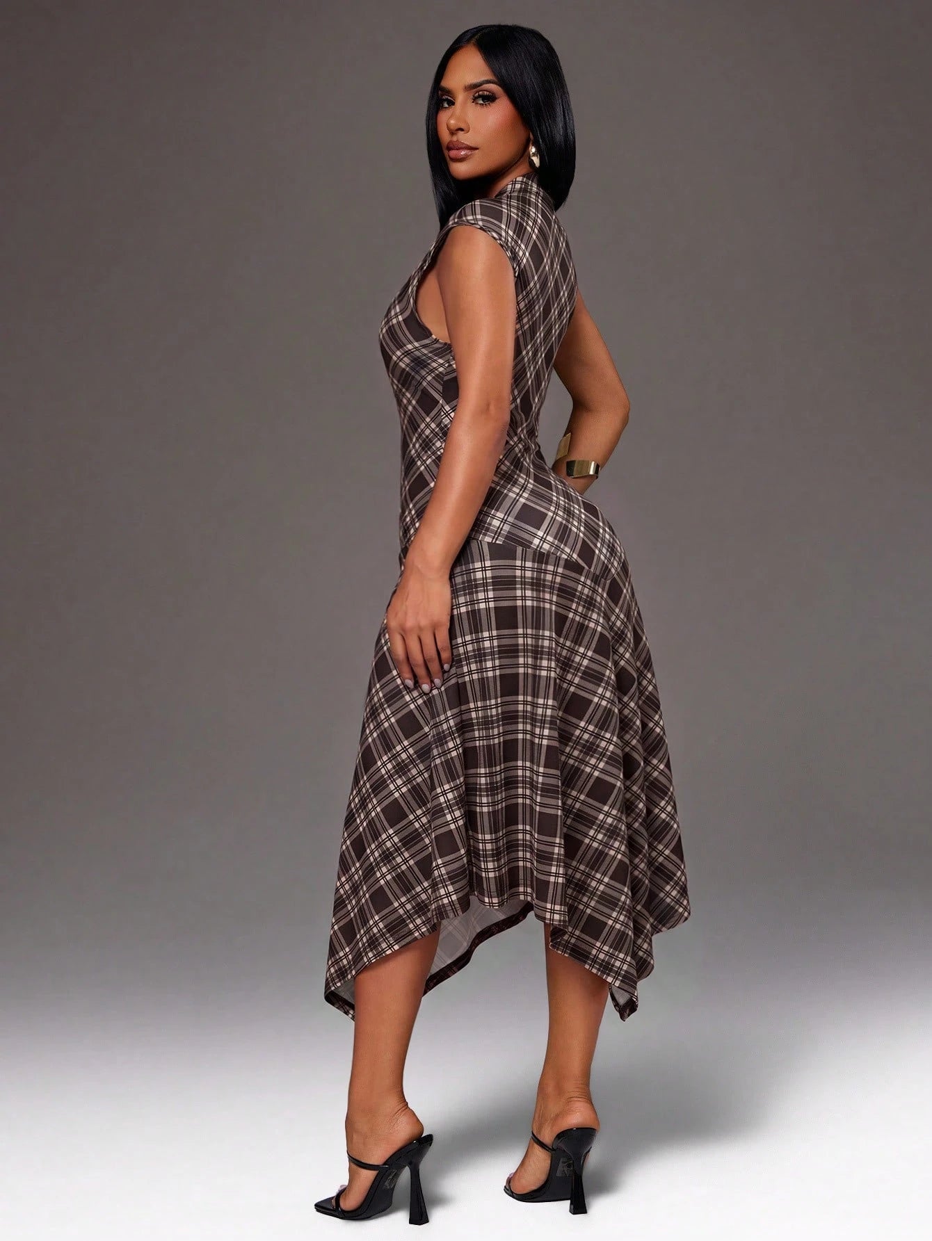 Radiana Women's Autumn Casual Minimalist Elegant Brown Plaid Bodycon Dress, Graceful Asymmetrical A-Line Design, Mid-Length, Waist-Cinching, Casual Business