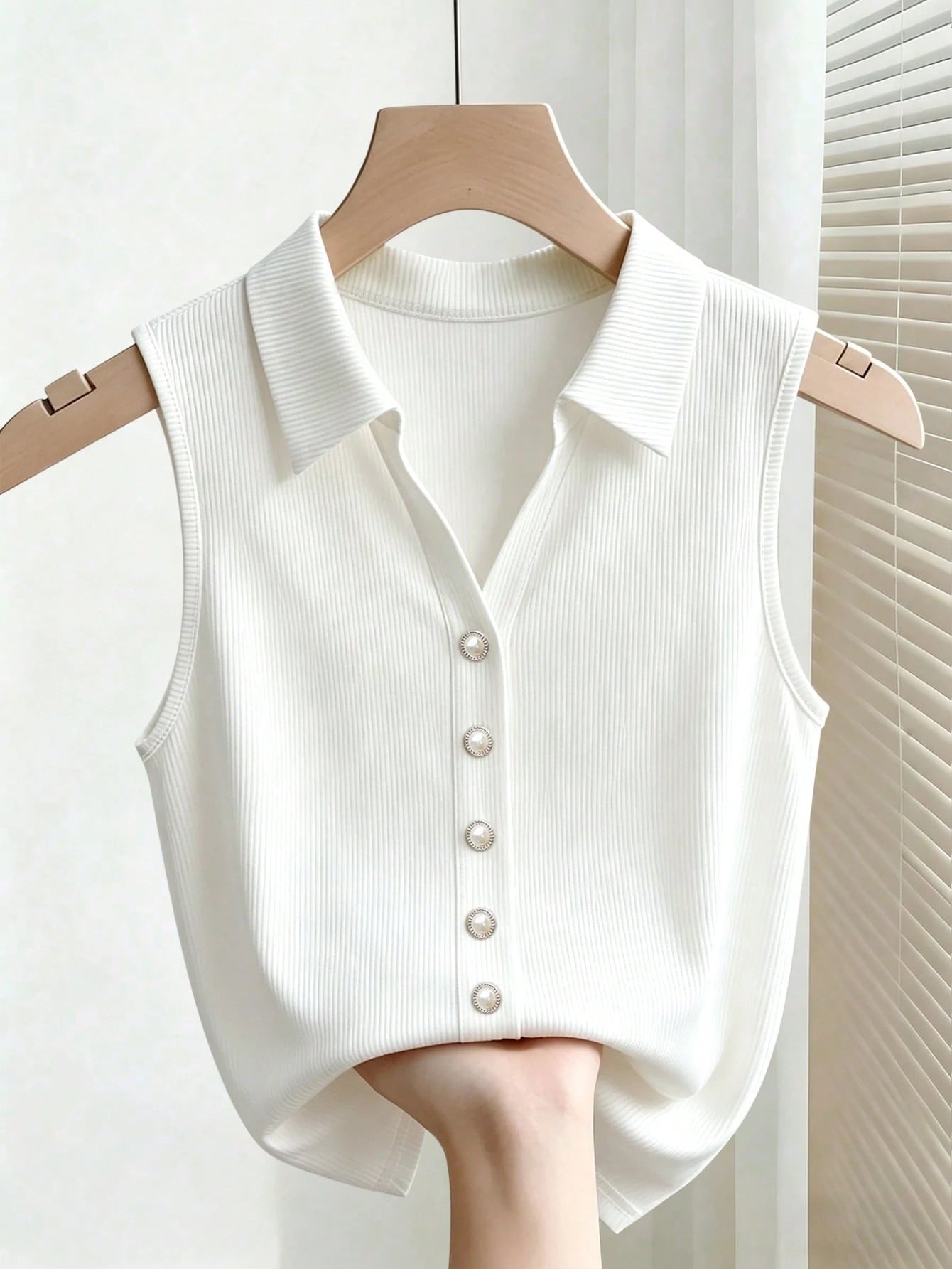 Rafferiza Women's White Ribbed Knit Sleeveless Polo Top,Elegant Slim Fit Button-Down Summer Tank,Casual Office Collared Shirt,Classy Pearl Button Blouse