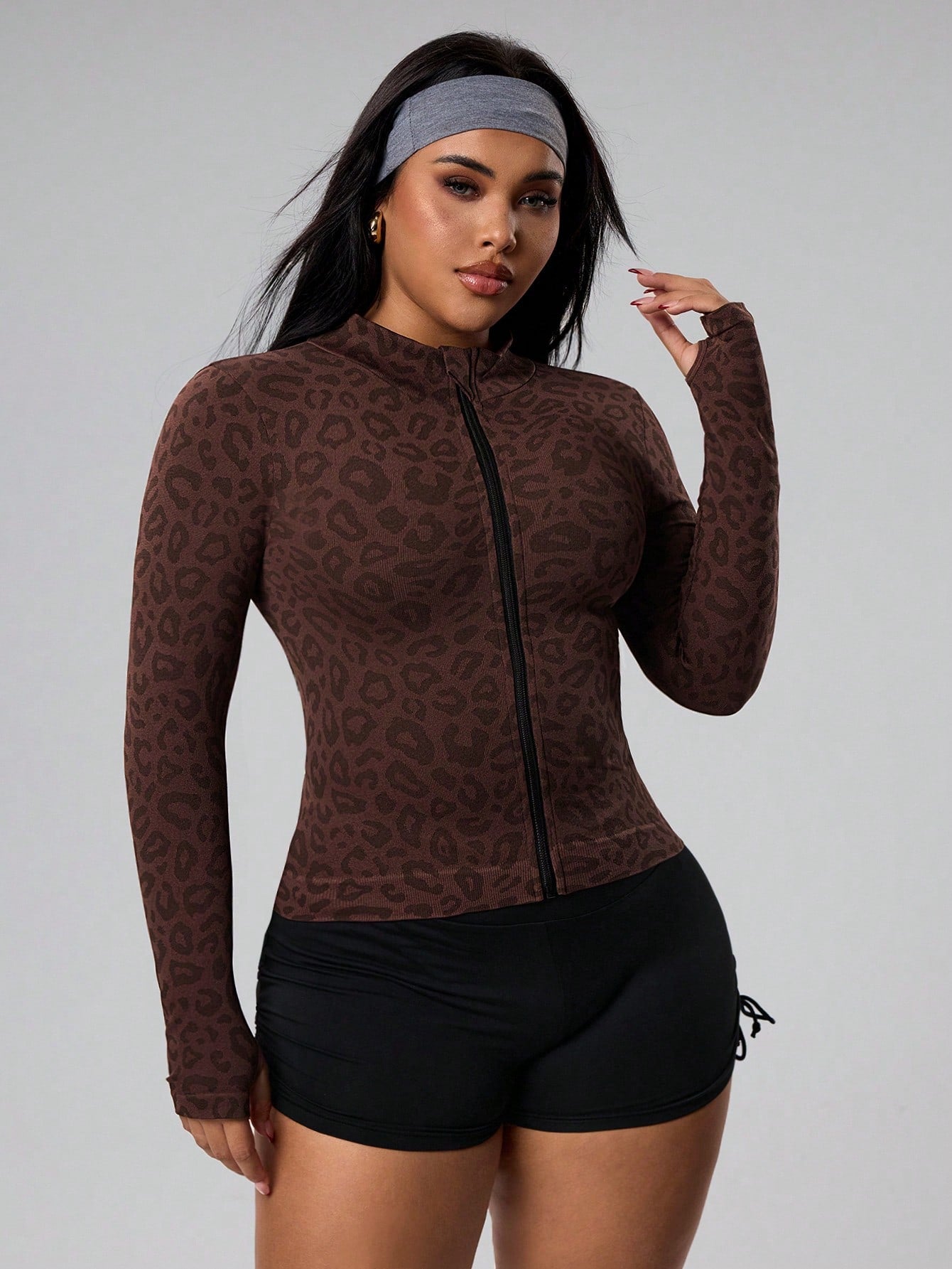 Rhythm Era Plus Size Women Seamless Leopard Print Zip-Up Long Sleeve Jacket Zip Up Workout Jacket Curvy Workout Top Zipper Front Long Torso Brown Workout Top
