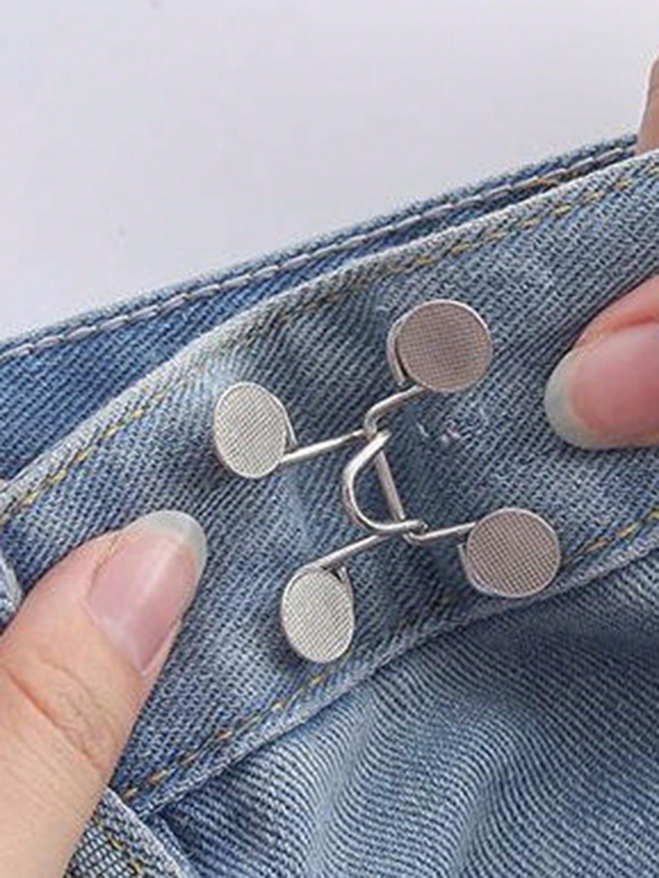 Round Waist Clasp Clip, Waist Cincher Clip, Needle-Free Detachable For Jeans, Skirts, Collars, And Brooches. Durable Metal Adjustable Pants Button, Metal Buckle, Fashionable Detachable Pants Clip, Uni