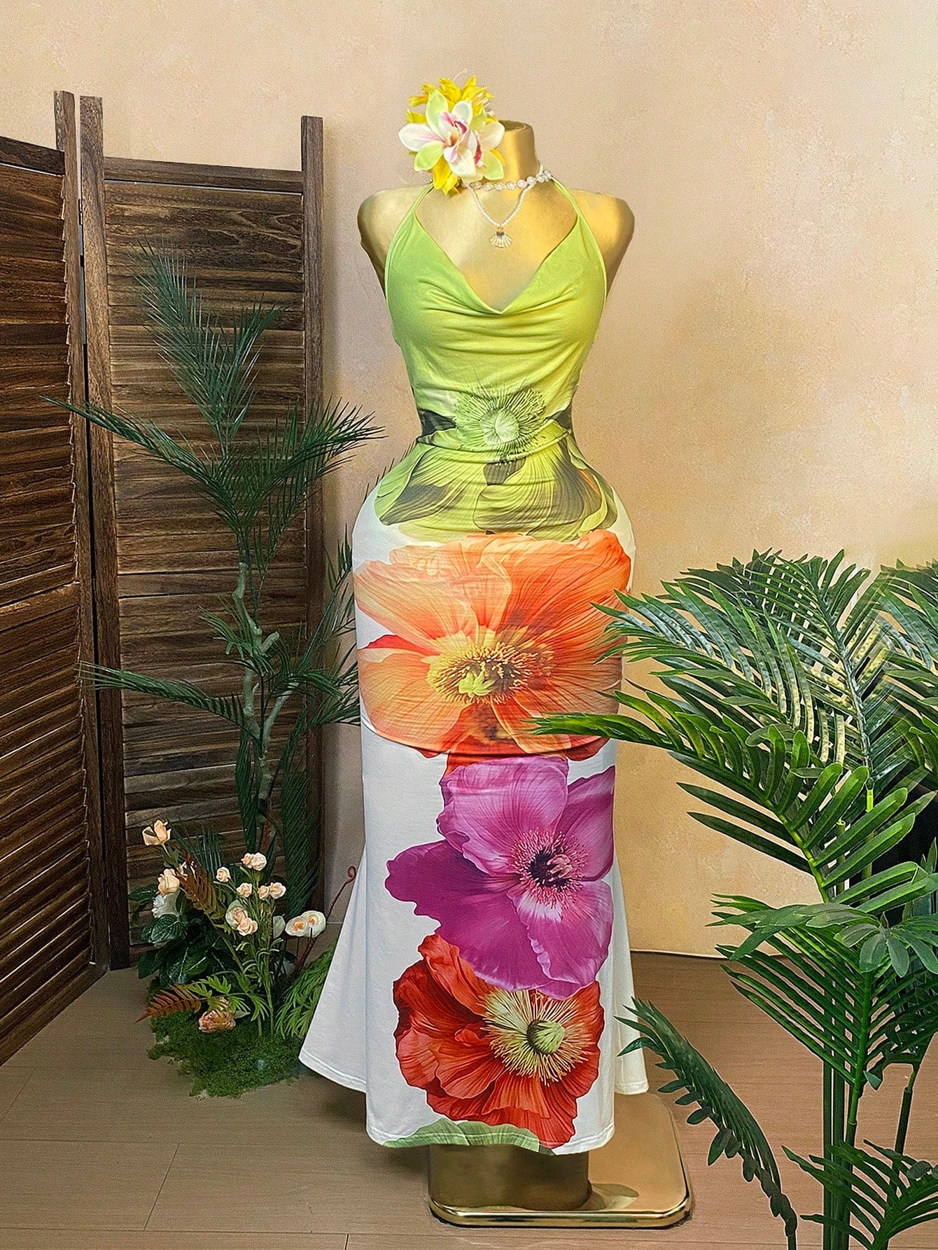 Rovax Women White Floral Deep V Backless Spaghetti Strap Dress,Summer Casual Holiday Vacation Holiday Extra Long Floral Print Fitted Beach Party Wear