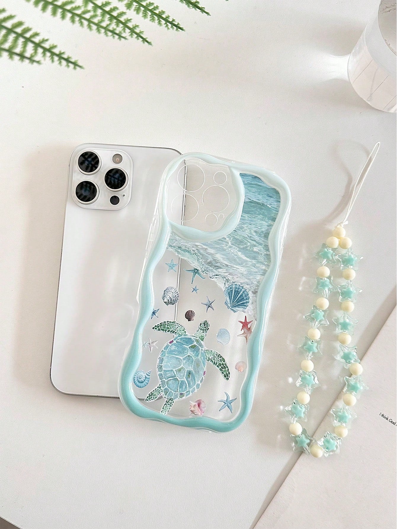 Shockproof Sea Turtle Cream Textured Wavy Edge Glossy Starfish Shell Turtle Painted Anti-Drop Phone Case With Beaded Bracelet Accessory, Compatible With IPhone 17pro/17Air/17/17promax16/11/16pro/16pl
