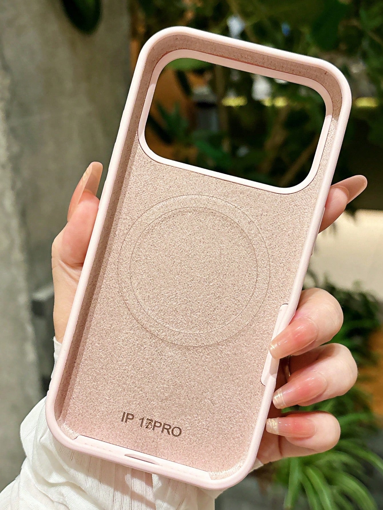 Silicone Minimalist Pink Magnetic Minimalist Pink Magnetic Liquid Silicone 1pc Minimalist Liquid Silicone Magnetic Wireless Charging Protective Case Compatible With 17 Air 16 14 13 12 15 Pro Max Plus