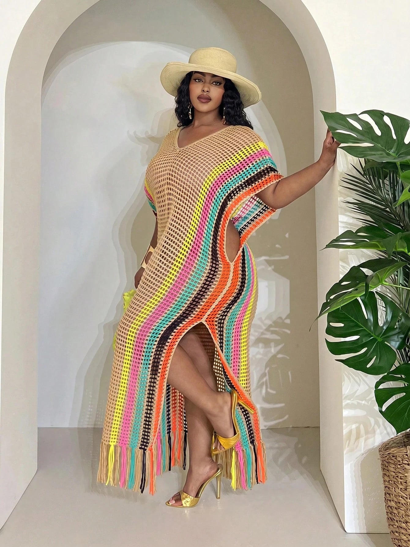 Slaydiva Beige Summer Boho Beach Vacation Holiday Women's Lightweight Knit Crochet Cover Up Western Plus Size Rave Fairycore Festival Tropical Outfit Clothes