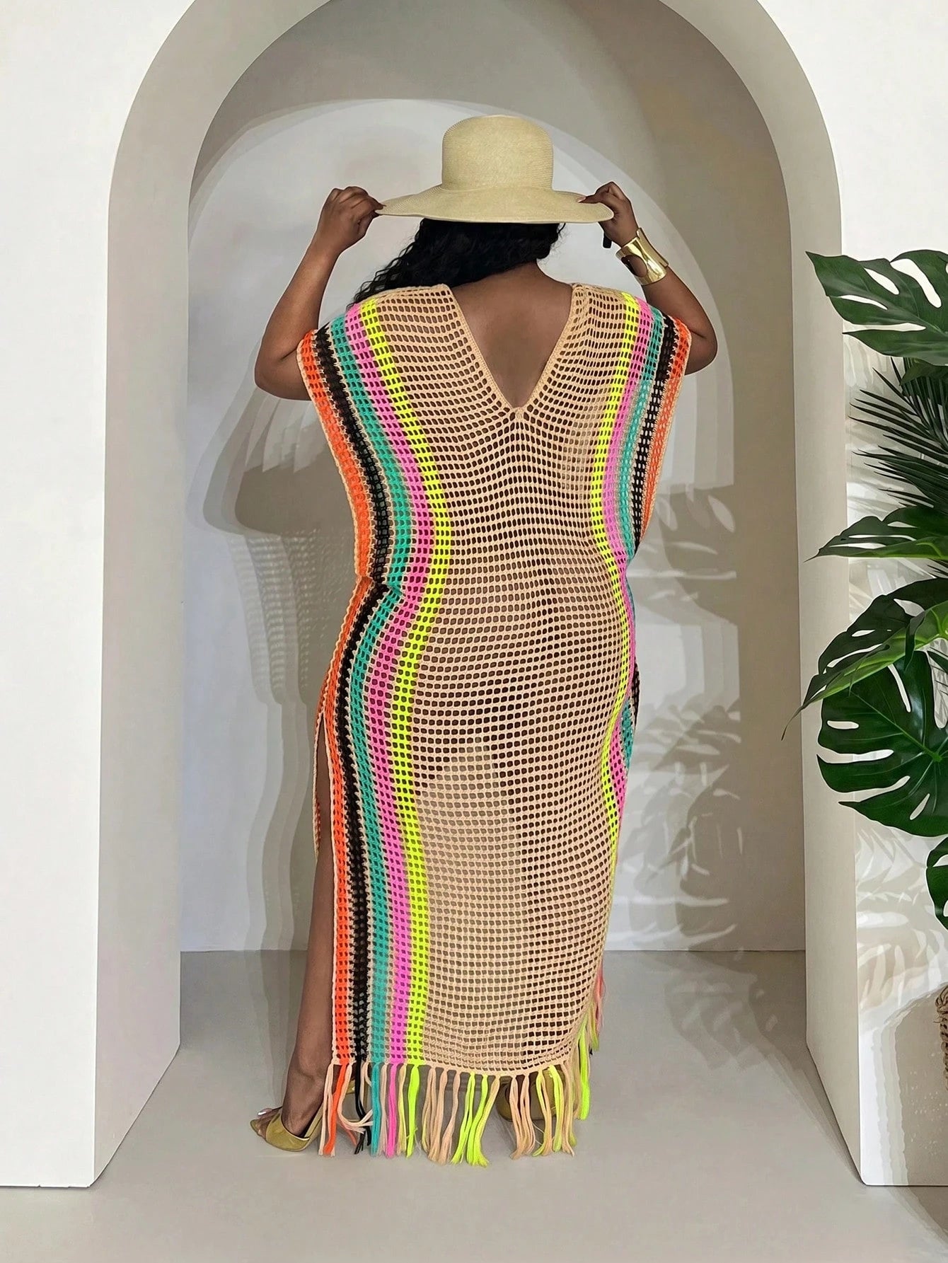 Slaydiva Beige Summer Boho Beach Vacation Holiday Women's Lightweight Knit Crochet Cover Up Western Plus Size Rave Fairycore Festival Tropical Outfit Clothes