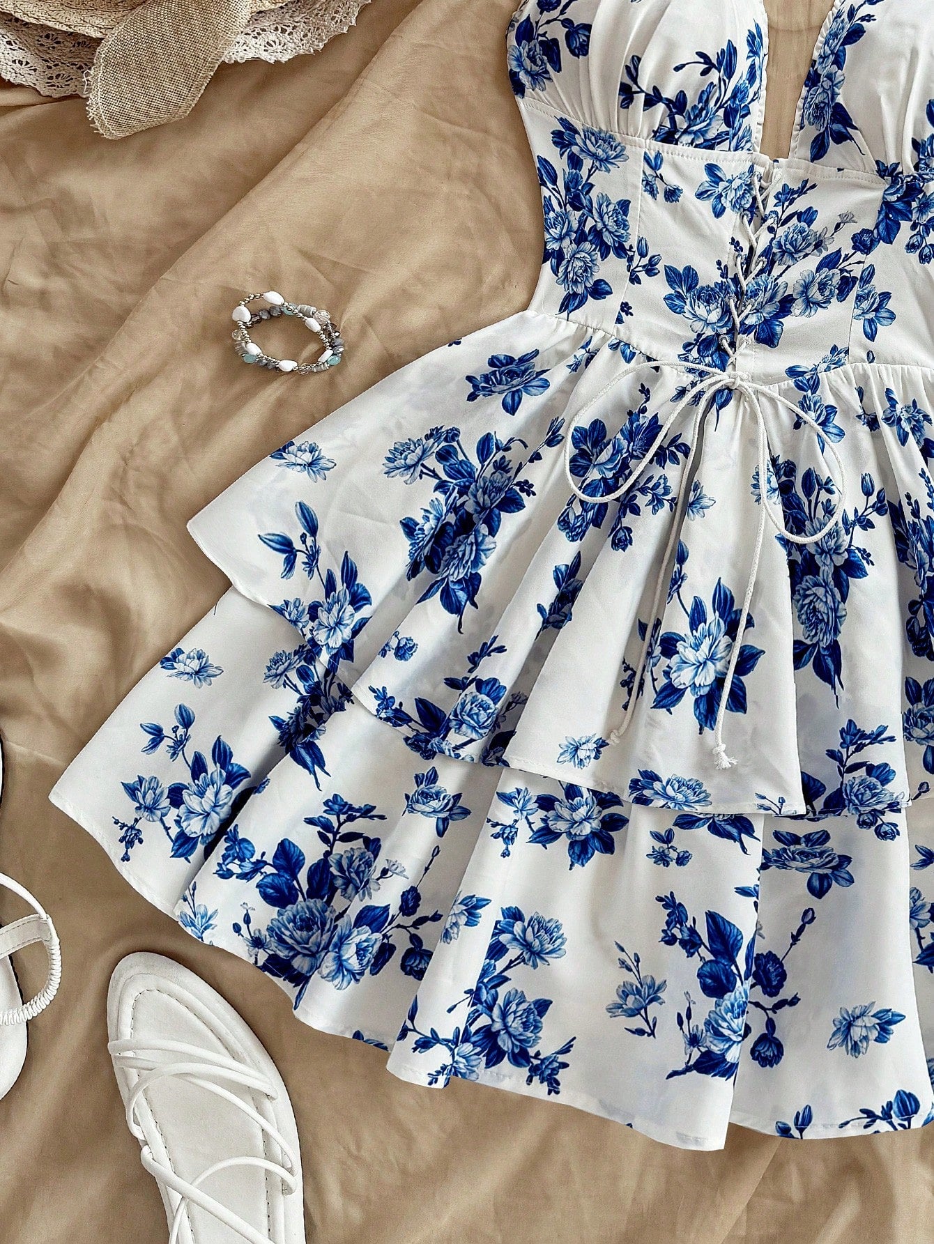 Soleia Boho White And Blue Floral Summer Holiday Tea Party Dress, Retro Watercolor Print Neck Tie Front Graduation Outfits Rave No Chest Padding