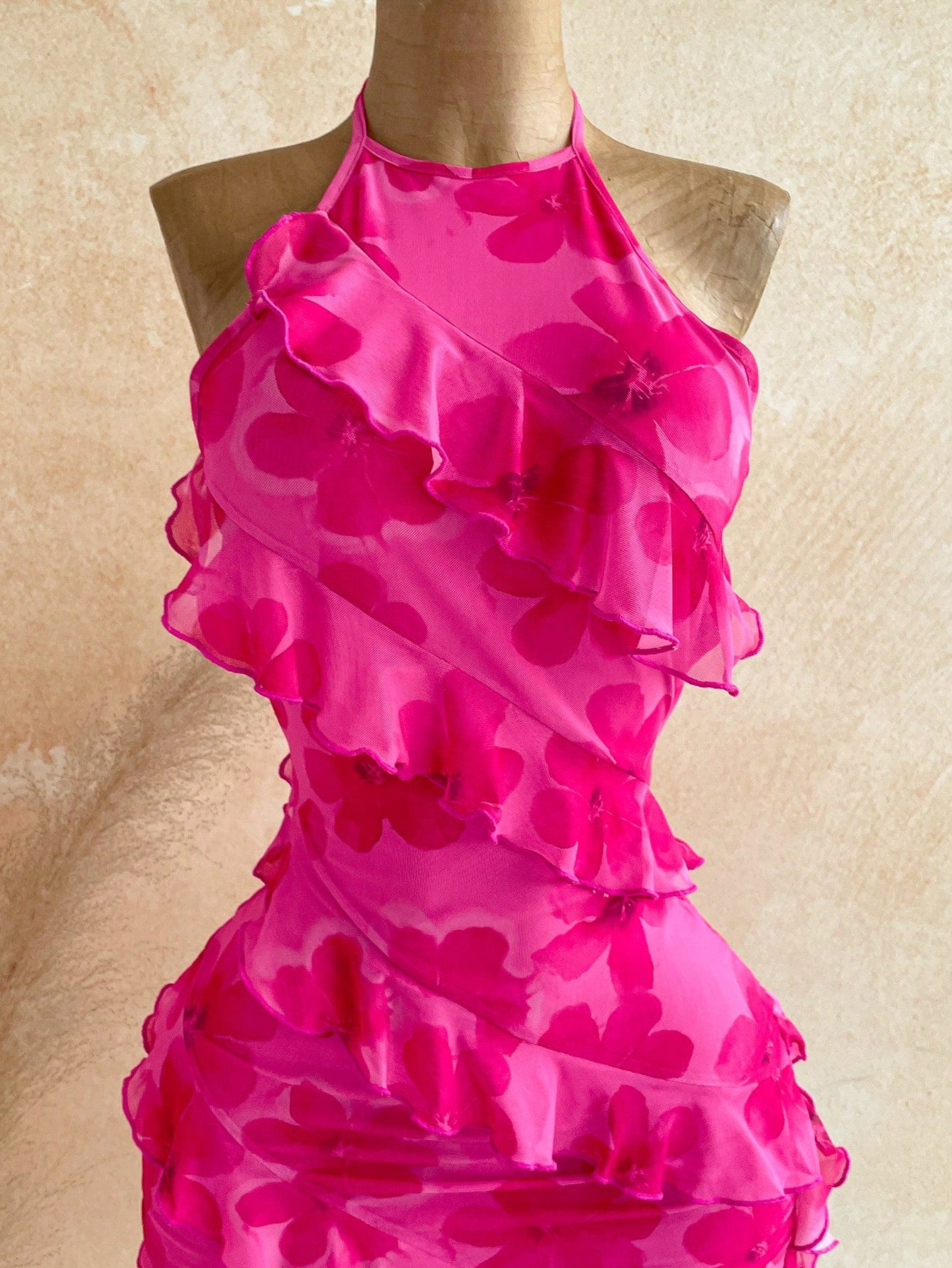 Soleia Women's Pink Floral Ruffle Hem Backless Halter Neck Mini Dress Club Night Summer