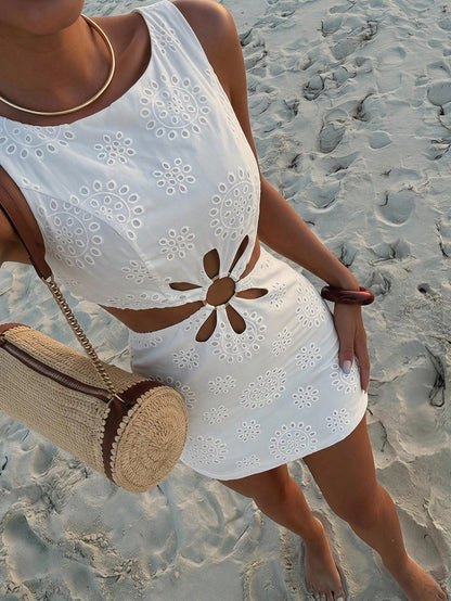 Soleia Women's Summer Boho White Floral Mini Dress, Openwork Embroidery Cut Out Holiday Vacation Outfit,Y2K Music Festival Party Graduation Dresses