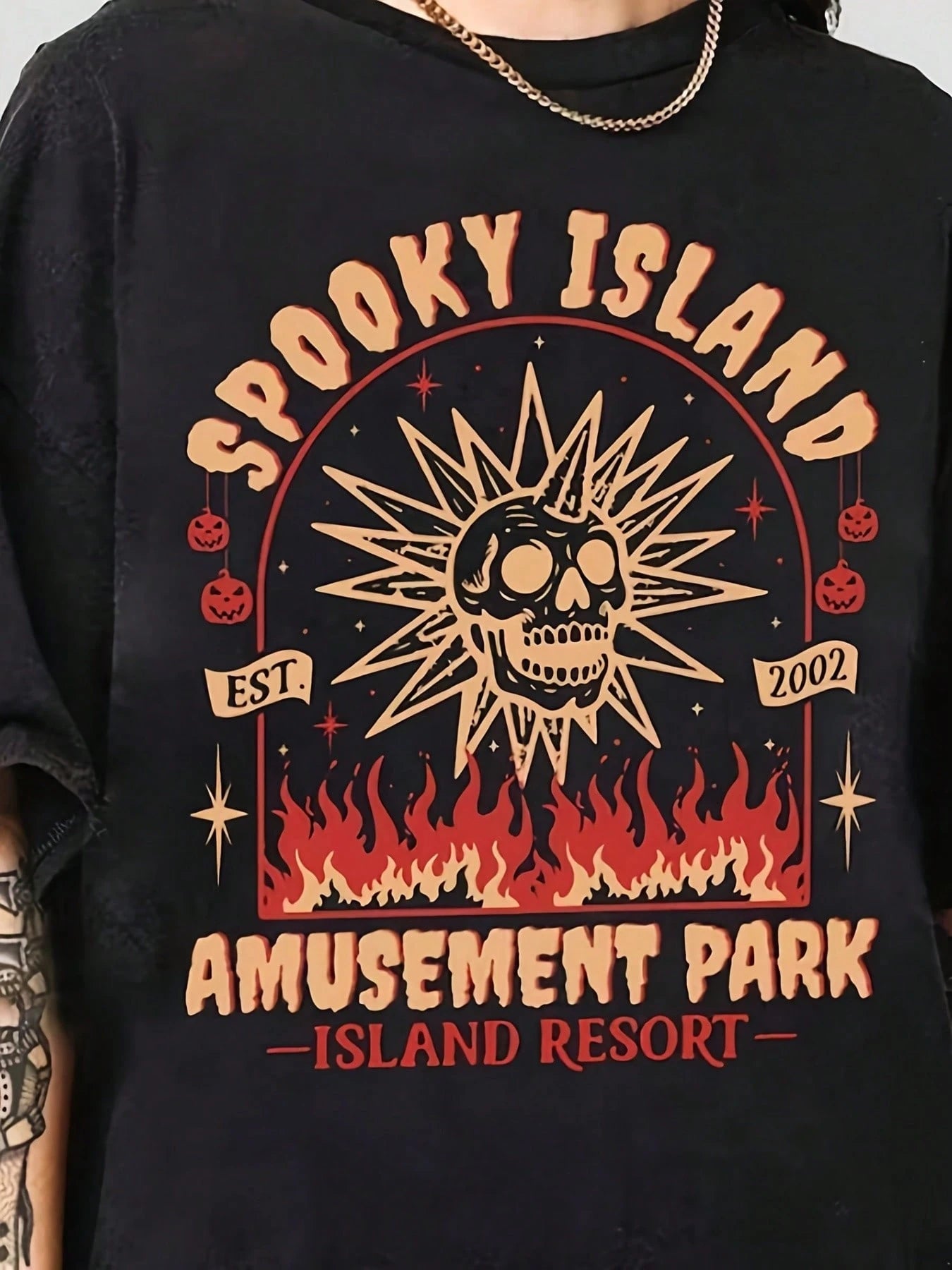 Spooky Island Amusement Park T-Shirt, Retro 2000sie Shirt,Disco Skull, Summer Spooky T-Shirt