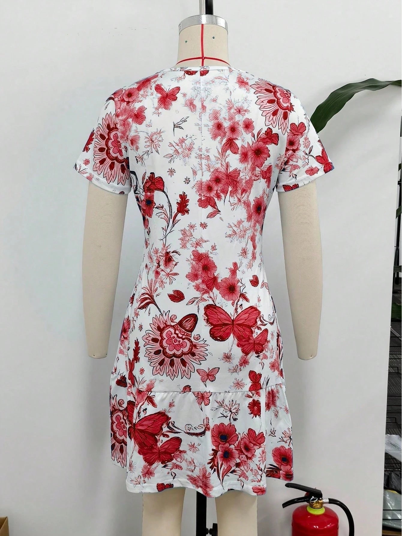 Spring/Summer Best-Seller Versatile New Arrival Fresh Butterfly & Floral Print Dress For Dating, Home, Vacation, Camping, Women's Dress Elegant Red