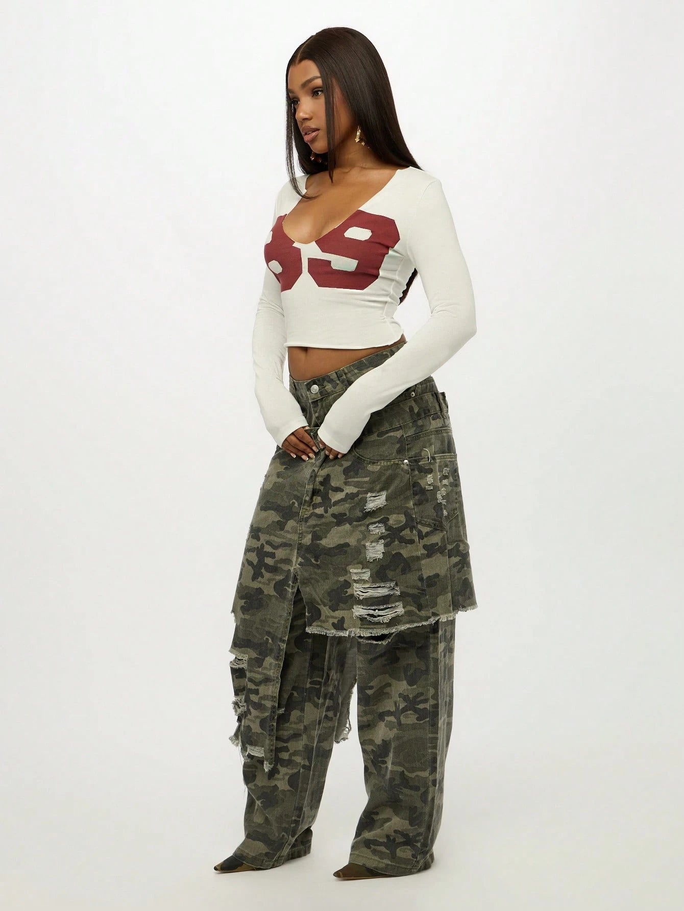 SUMWON Plus Size Long Sleeve Graphic Print Crop Top With Red Design For Casual Everyday Wear Fall