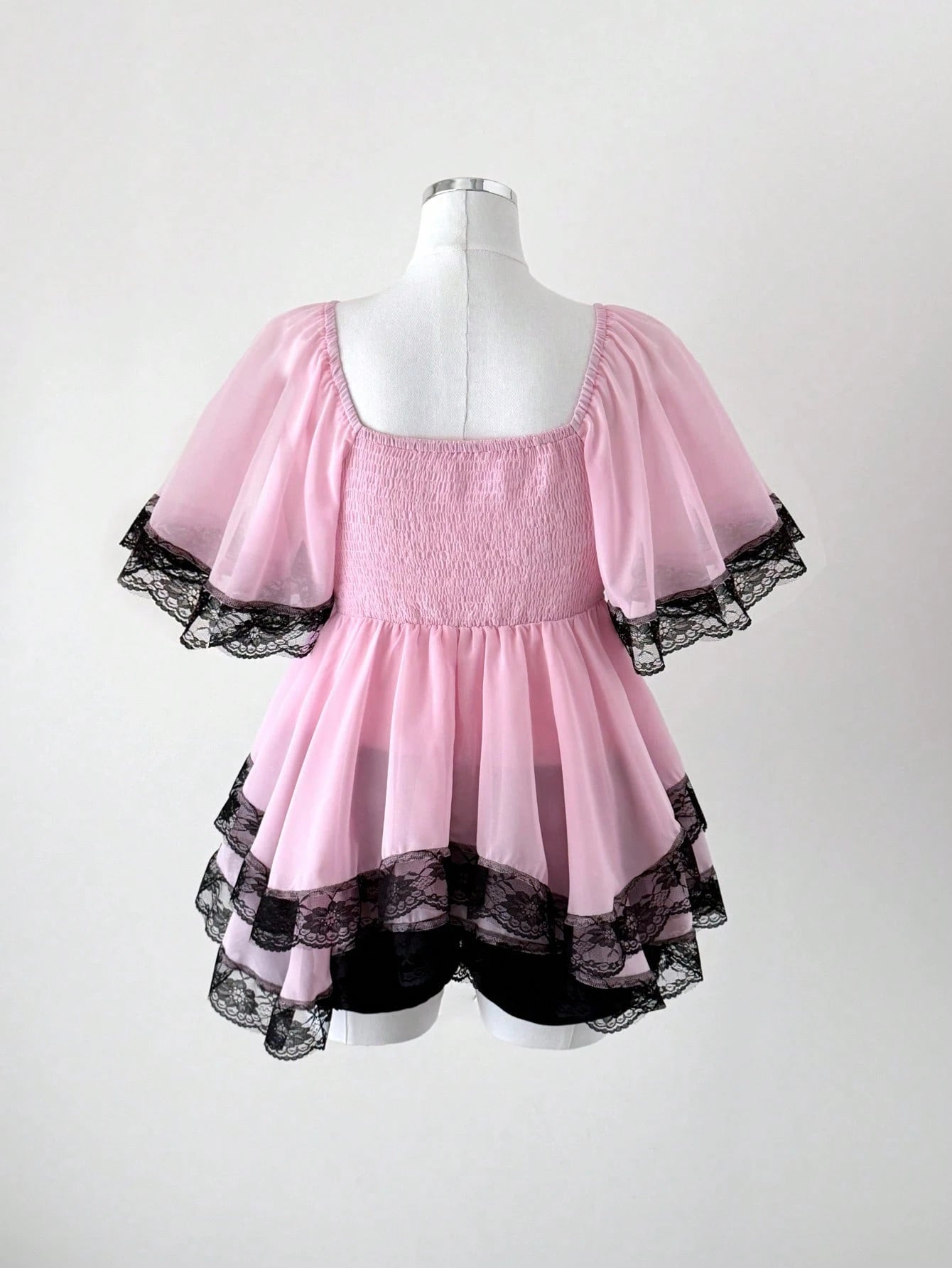 Sunspun New Elegant Sweet Going Out Tops, Chiffon Fabric Contrast Lace Trim With Bow, Oversized Ruffle Sleeve Cinched Waist Slim Fit Blouse
