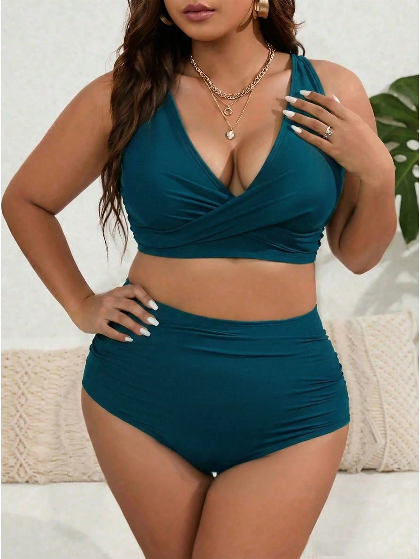 Swim Curve Plus Size 2pcs Solid V-Neck Top And High Waist Shorts Women Summer Vacation Bikini Set Set
