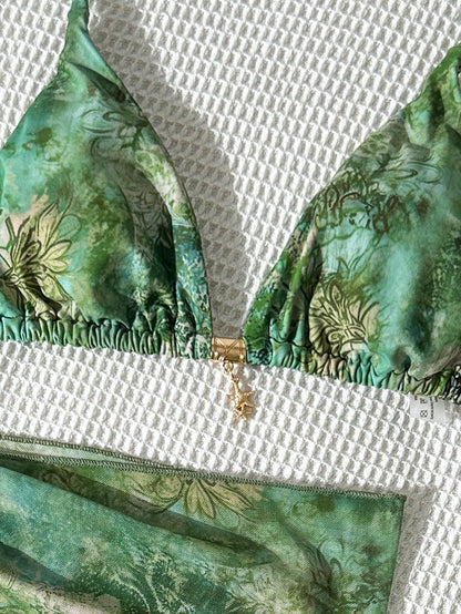 Swim Vcay Women's Multicolor Halter Graphic Tie Back Thong Bikini Set With Fabric Material