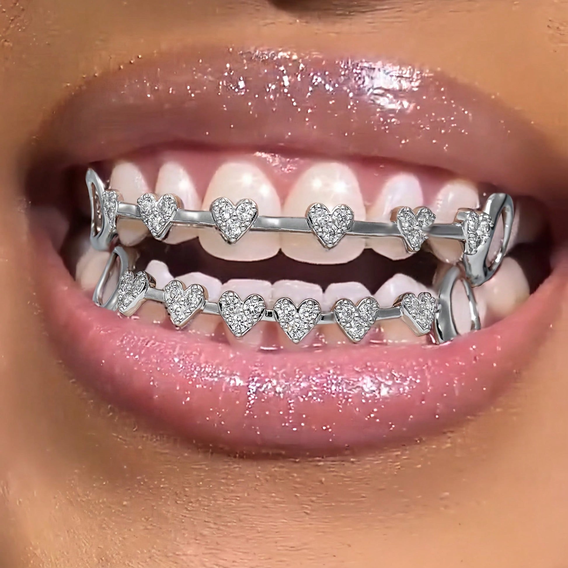 THATBOY 2pcs Love Connection Side Hollowed-Out Grillz Copper Inset 5A Zirconia Hip Hop Jewelry Grillz Cool Pop Party Gift Lady Grillz