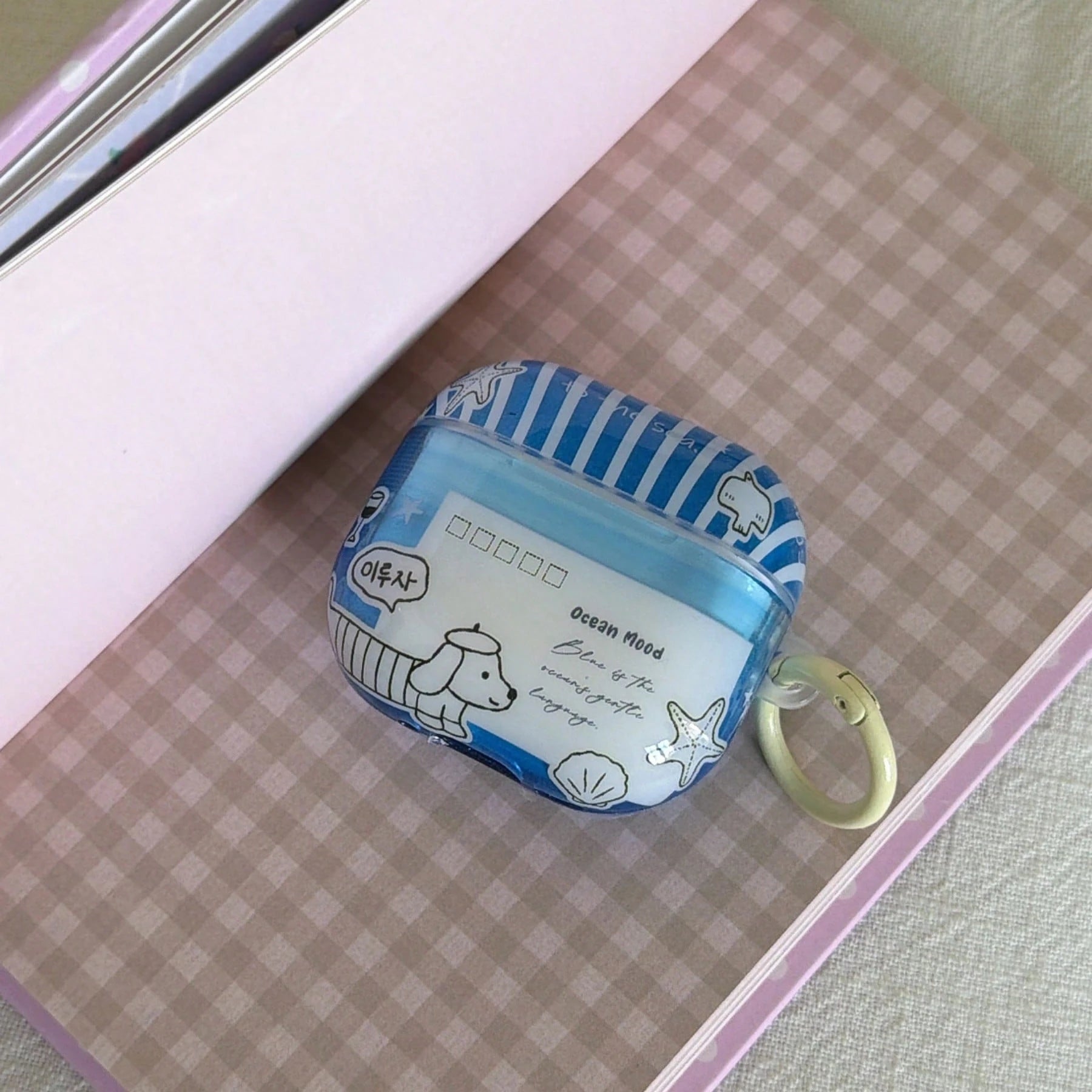 Transparent Blue Striped Illustration Dachshund Dog With Hanging Ring Earphone Case Compatible With Apple AirPodsPro3 Case/AirPodsPro2 Case/AirPodsPro Case/AirPods4 Case/AirPods3 Case/AirPods2 Case/Fa