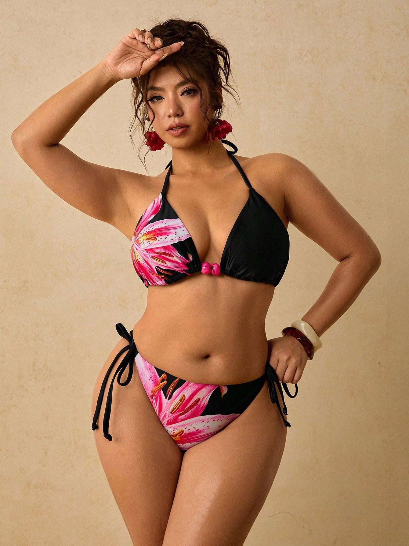 Travachic Tropical Leaf Print Triangle Bikini Set Halter Top With White Ring Detail And Side-Tie Low-Rise Bottoms Summer Beach Sexy Women's Swimwear