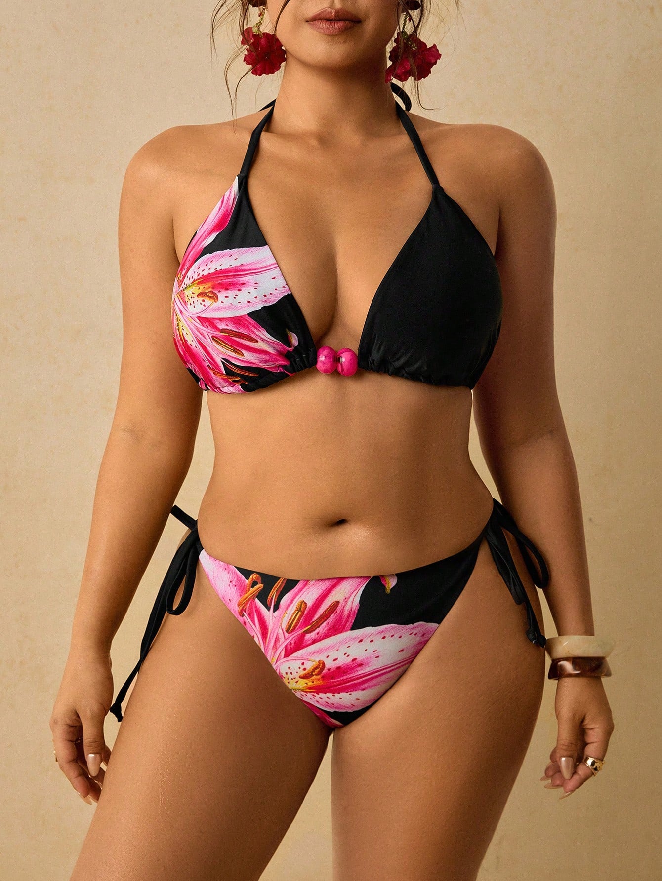 Travachic Tropical Leaf Print Triangle Bikini Set Halter Top With White Ring Detail And Side-Tie Low-Rise Bottoms Summer Beach Sexy Women's Swimwear