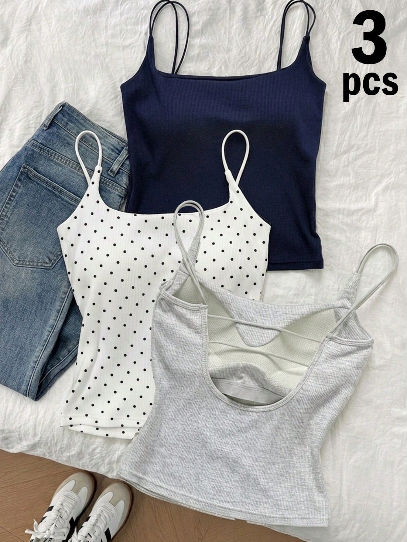 Tseoso Women's 3-Pack Ribbed Camisole Tops With Built-In Padded Bra,White With Black Polka Dots,Royal Blue,Heather Gray,Summer Casual Everyday Tank Tops,Y2K