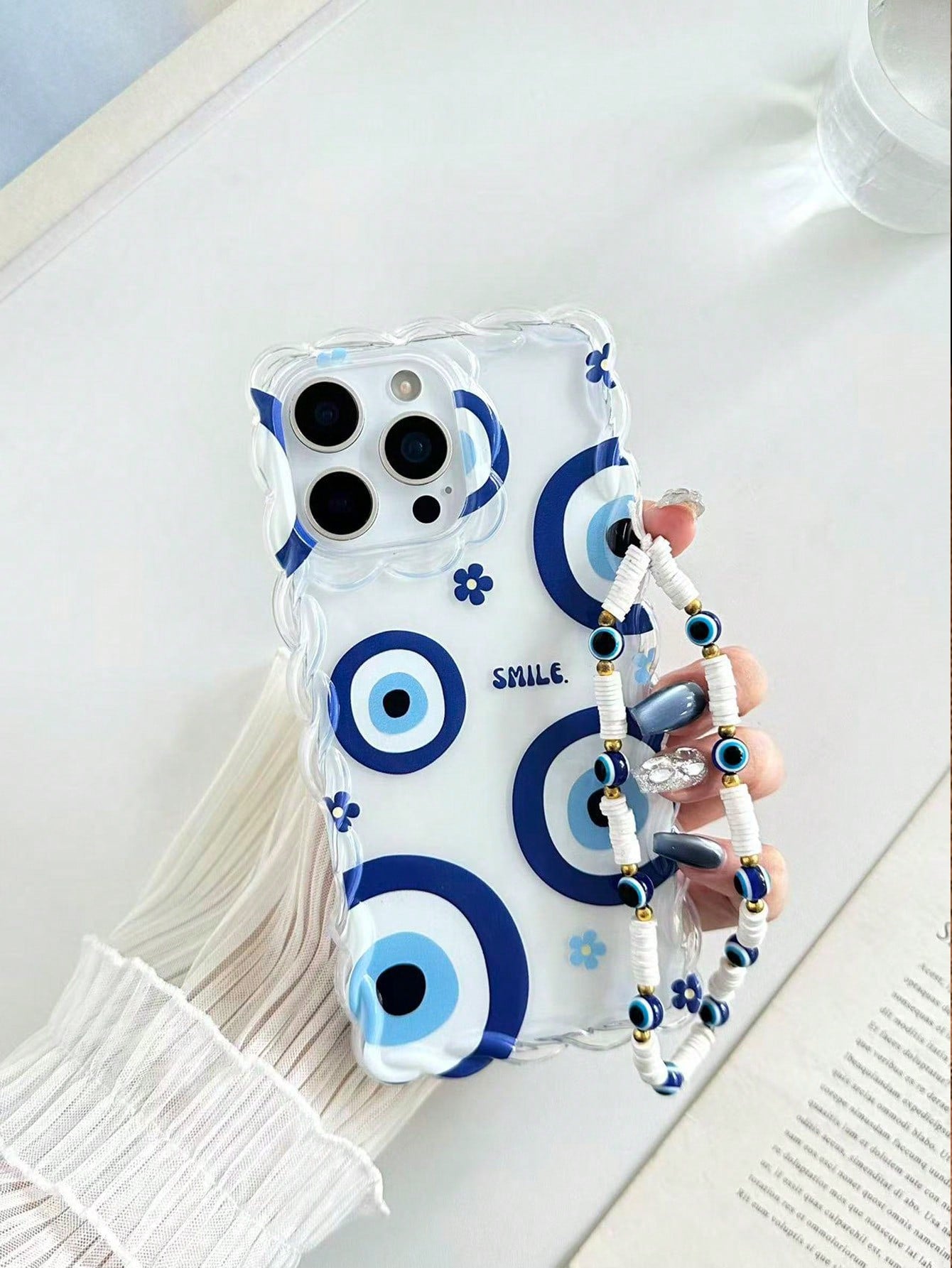 Twisted Wave Edge Minimalist Premium TPU Flower Eye Painted Anti-Drop Phone Case Protective Cover With Additional Accessory Beaded Bracelet Compatible With IPhone 17pro/17Air/17/17promax 16/11/16pro/1
