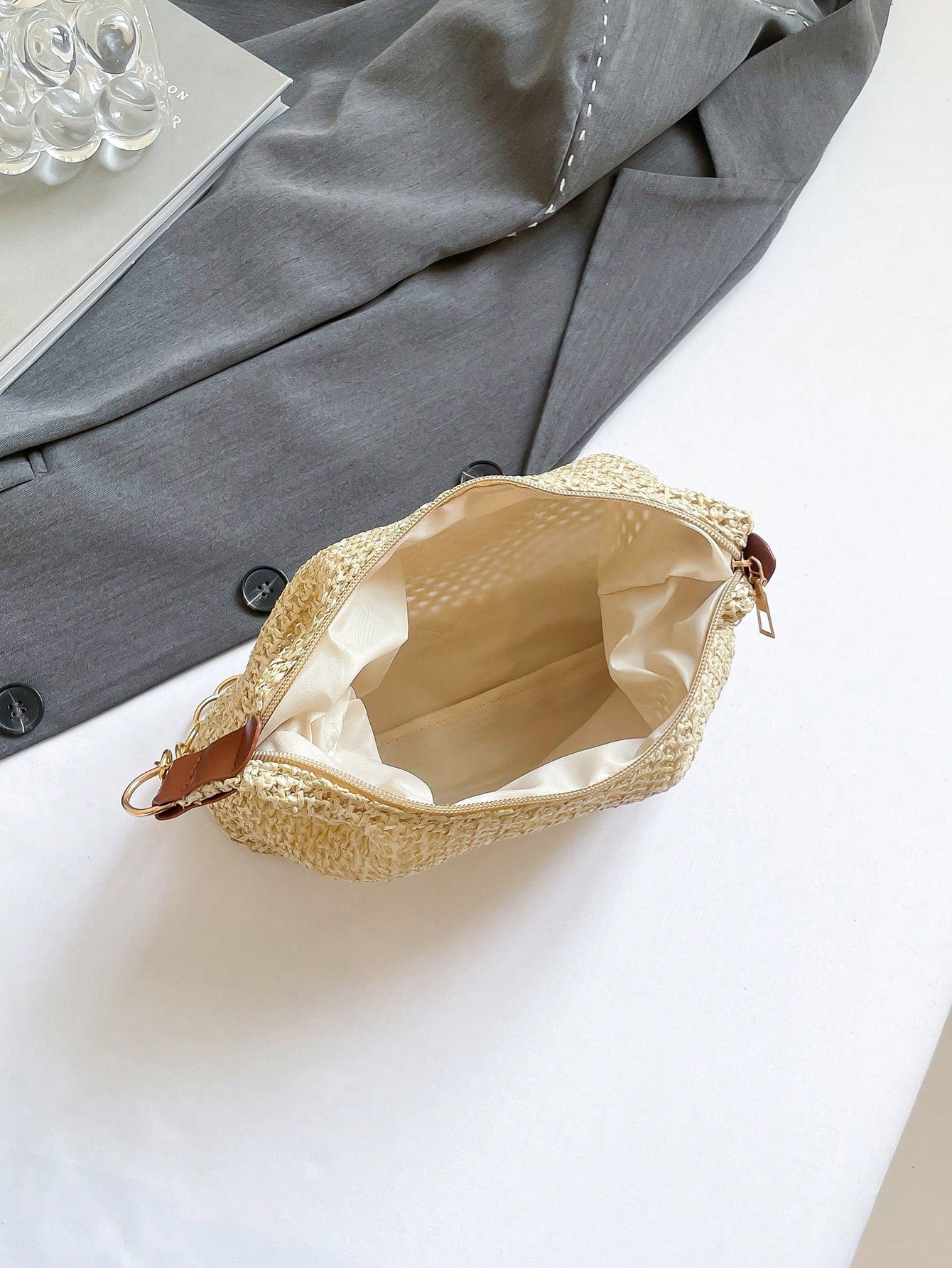 Vacation Style Beige Straw Woven Underarm Bag For Women, Metal Thick Chain Shoulder Bag, Beach Straw Bag Suitable For Shopping, Wallet, Young Women, College Students, Newcomers, Office Workers. Perfec