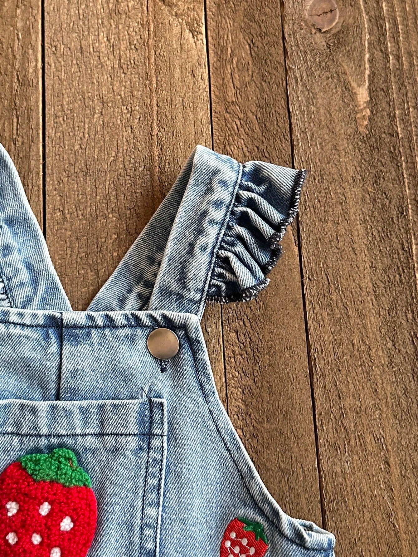 Vintaside Kids 1pc Baby Girl Blue Denim Casual Cute Embroidered Floral Strap Denim Jumpsuit, Suitable For Outings And Parties