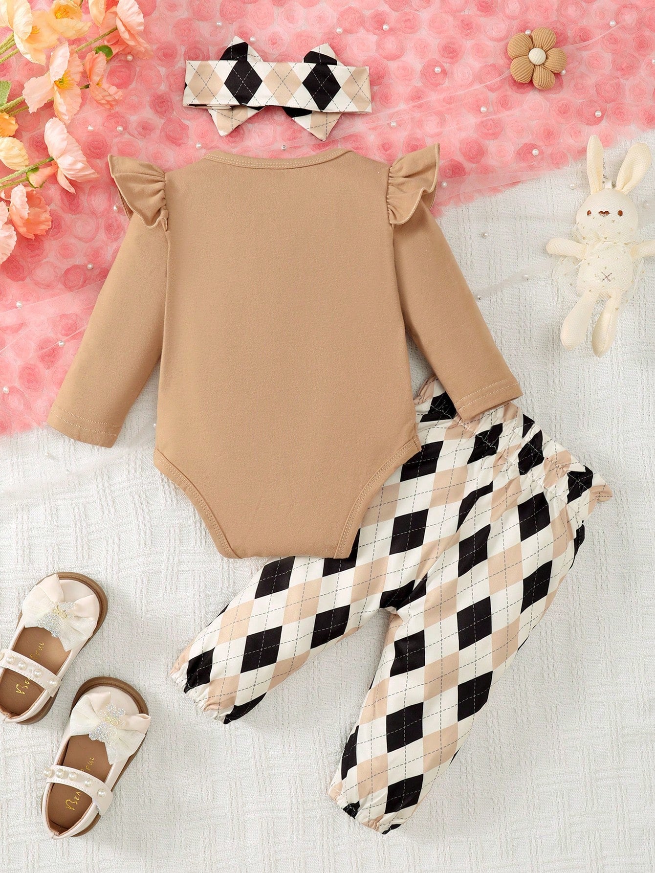 Vintaside Kids 3pcs Baby Girls' Cute Heart Leopard Print Long Sleeve Bodysuit, Ruffled Letter Tee And Pants Set, For Christmas Family Matching Brown Black Autumn