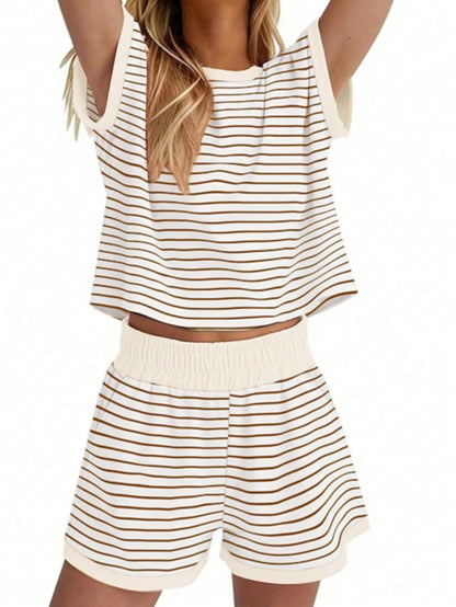 Women's Casual Comfortable Striped Short Sleeve Top And Shorts Set, 2 Pieces Loungewear Suitable For Daily Wear And Beach Vacation Elegant Summer