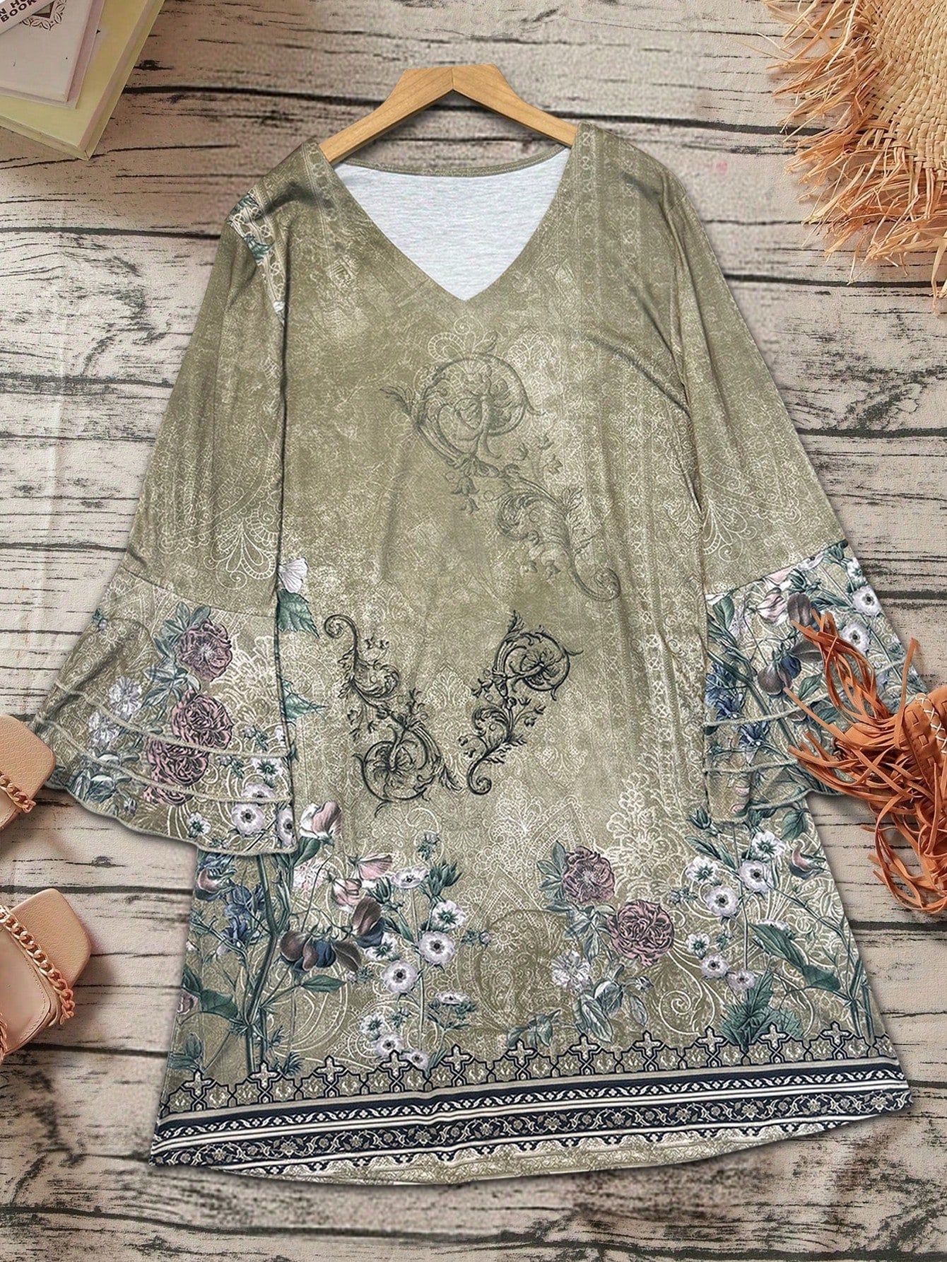 Women's Western Retro Printed V-Neck Long Sleeve Dress Casual Vacation Spring Elegant
